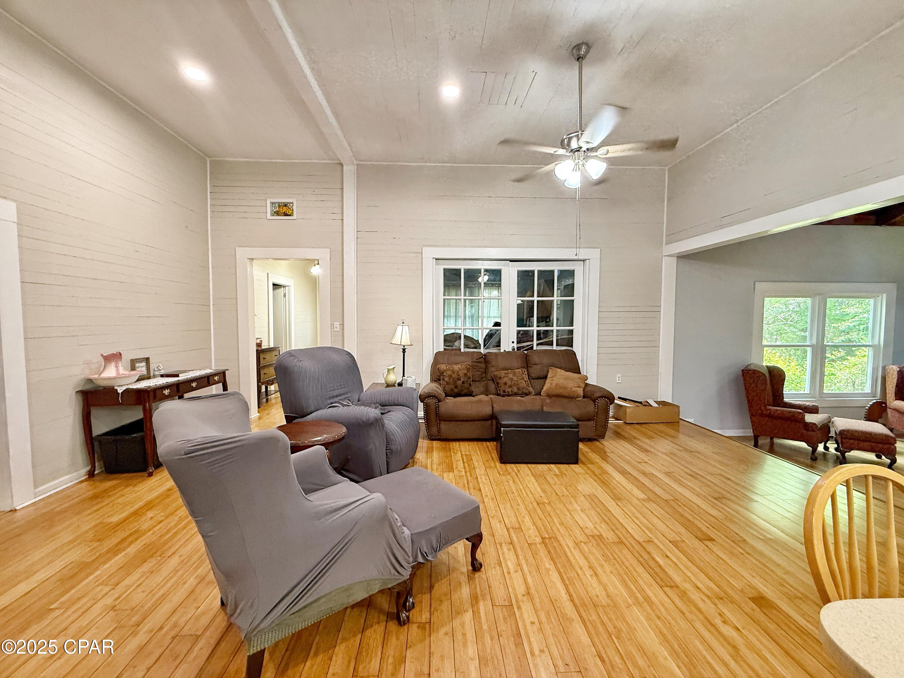 Image 17 For 5382 10th Street