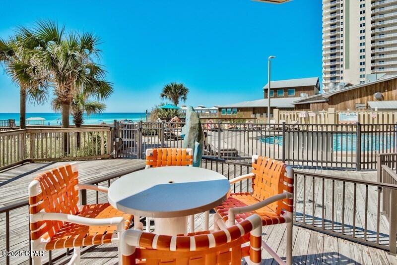 Image 2 For 9850 Thomas Drive  W 109