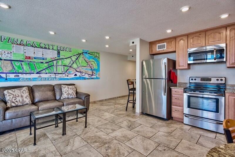 Image 8 For 9850 Thomas Drive  W 109