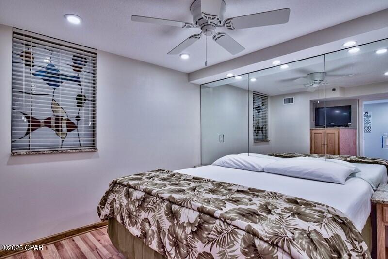 Image 9 For 9850 Thomas Drive  W 109