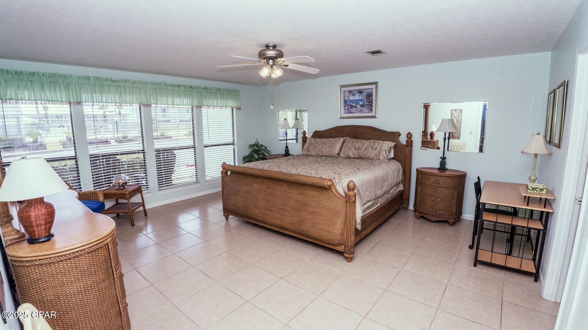 Image 14 For 17670 Front Beach Road I4