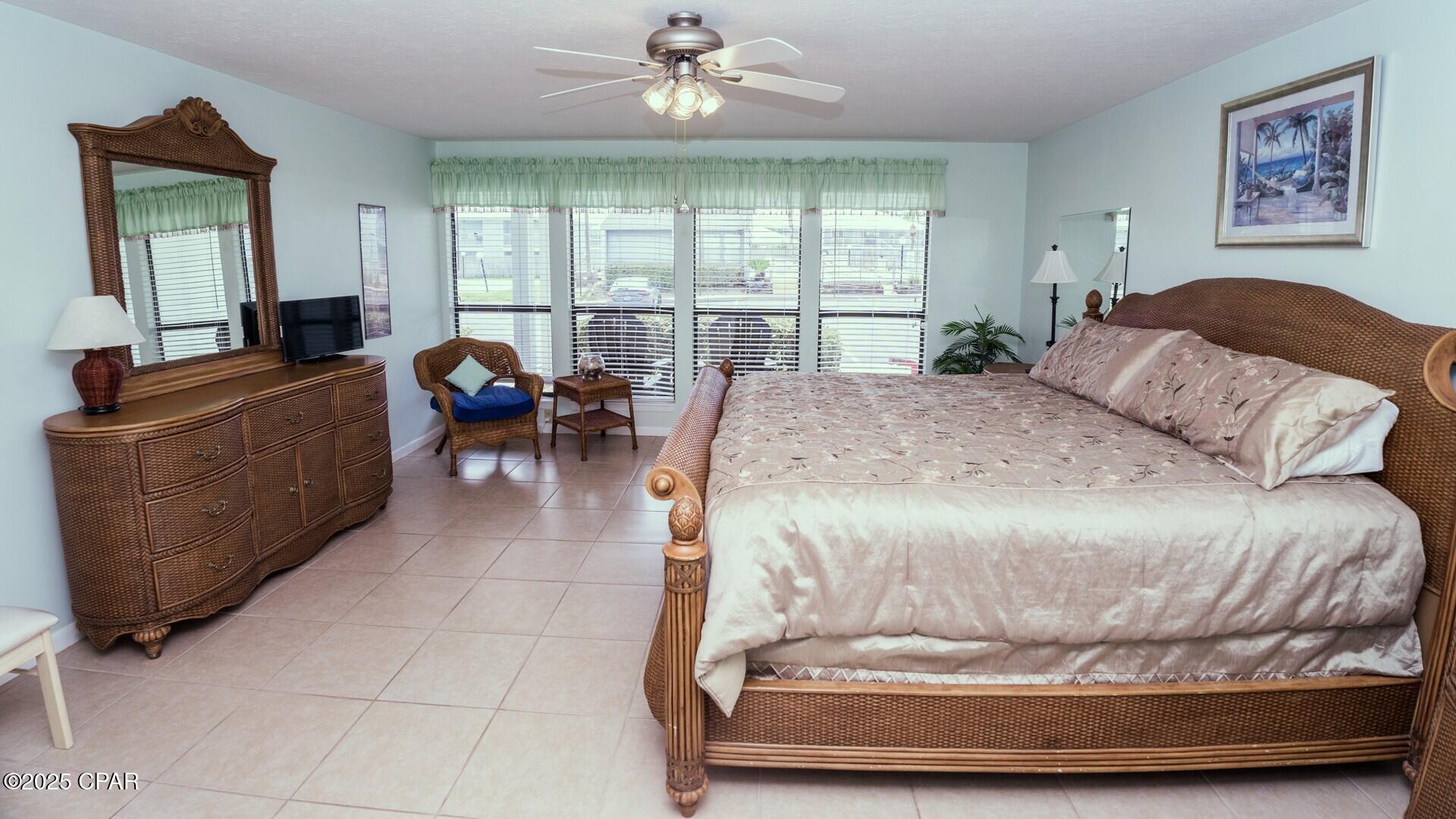 Image 15 For 17670 Front Beach Road I4