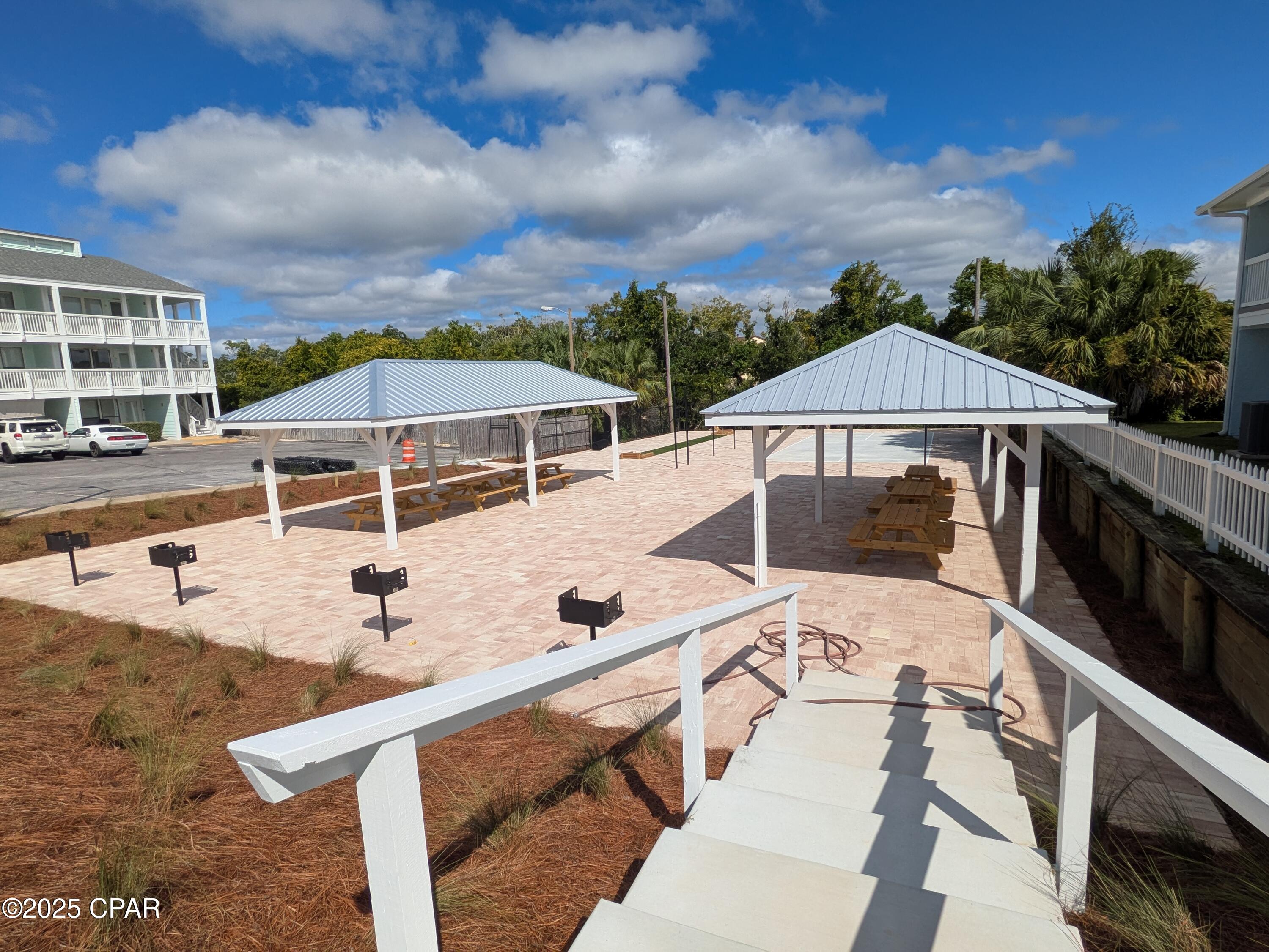 Image 35 For 17670 Front Beach Road I4