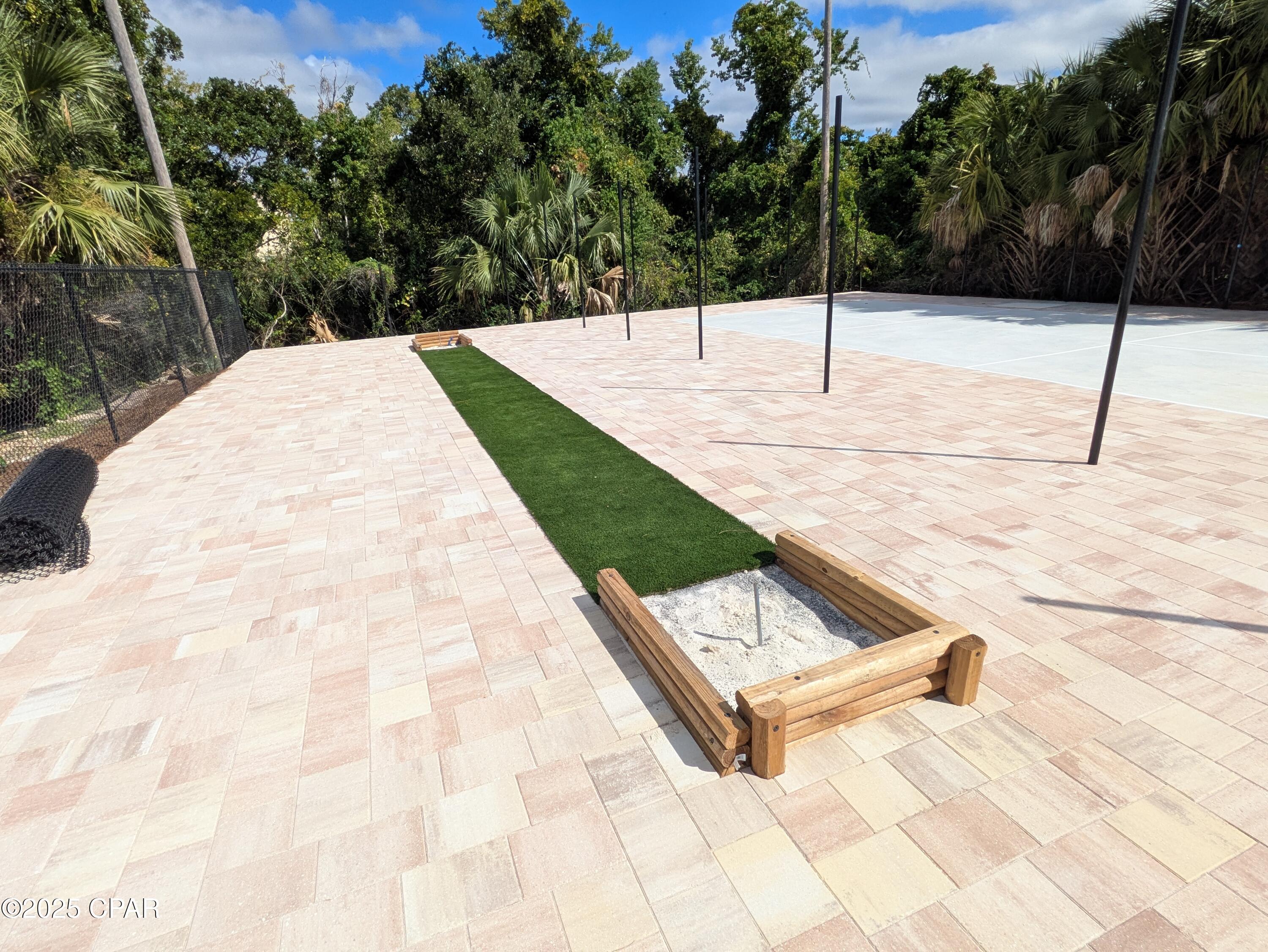 Image 38 For 17670 Front Beach Road I4