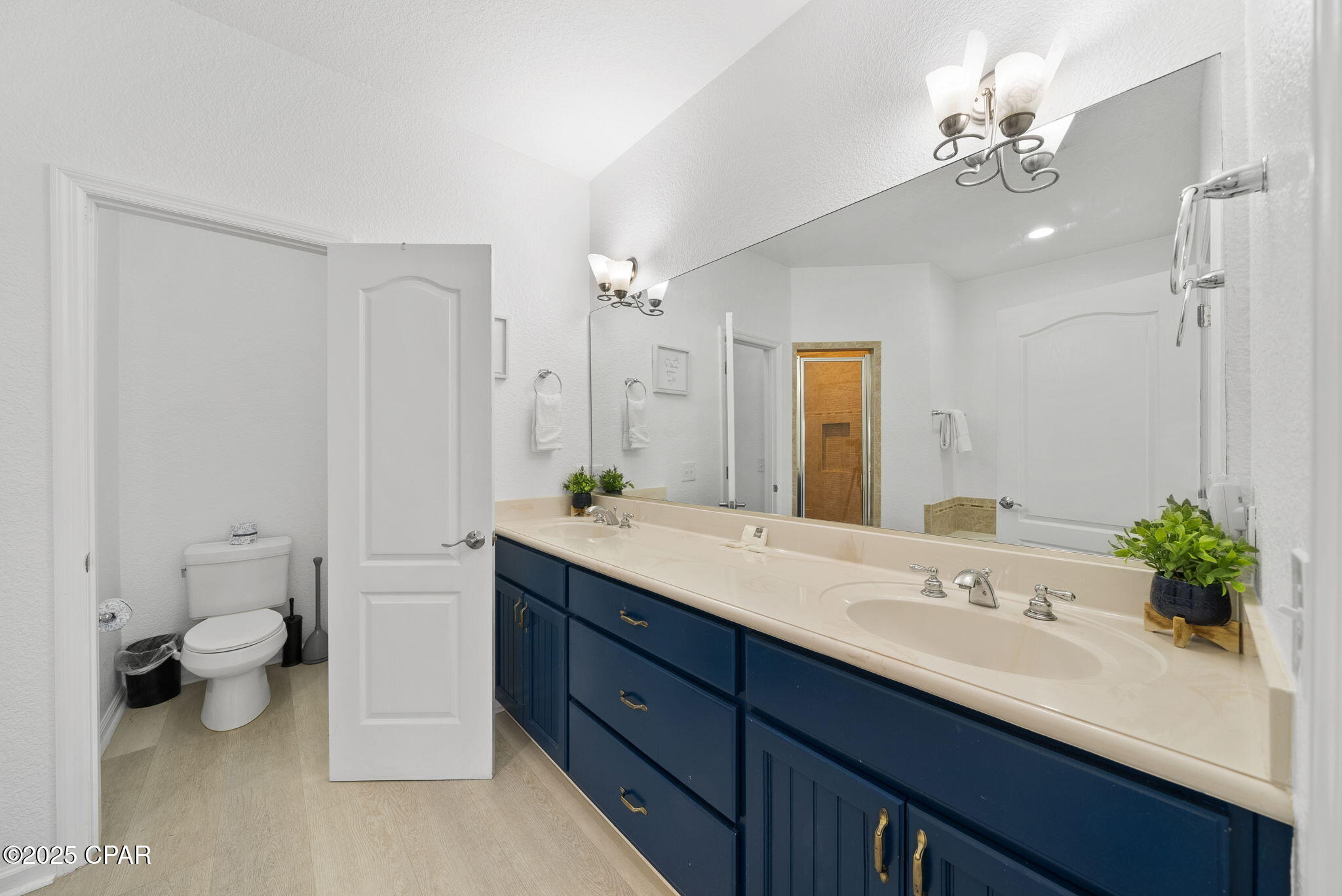 Image 15 For 142 Southfields Road