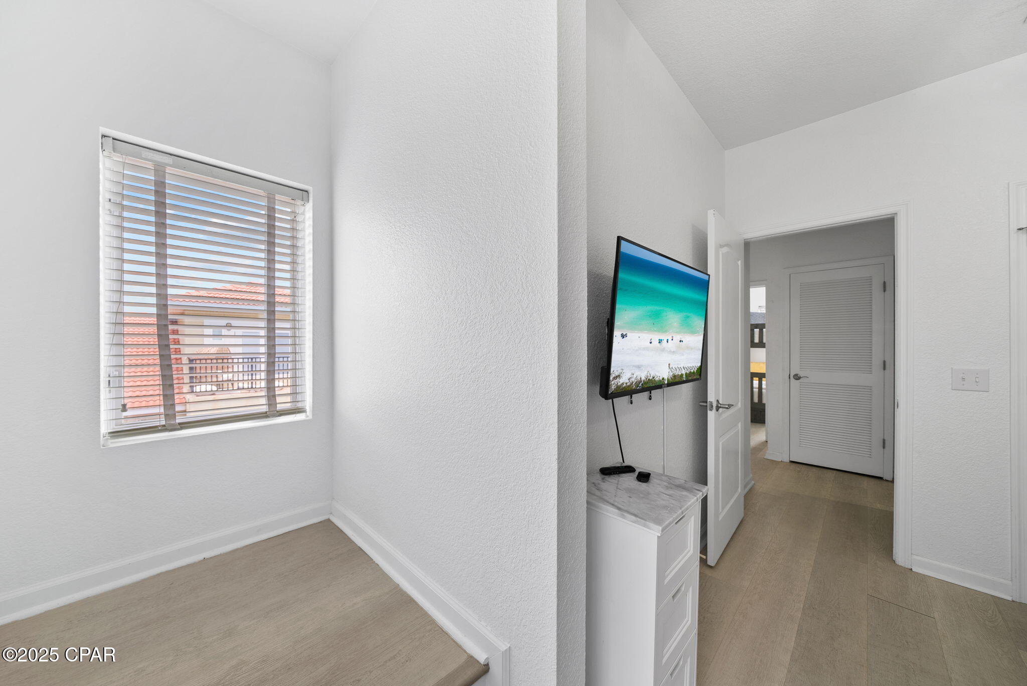 Image 28 For 142 Southfields Road