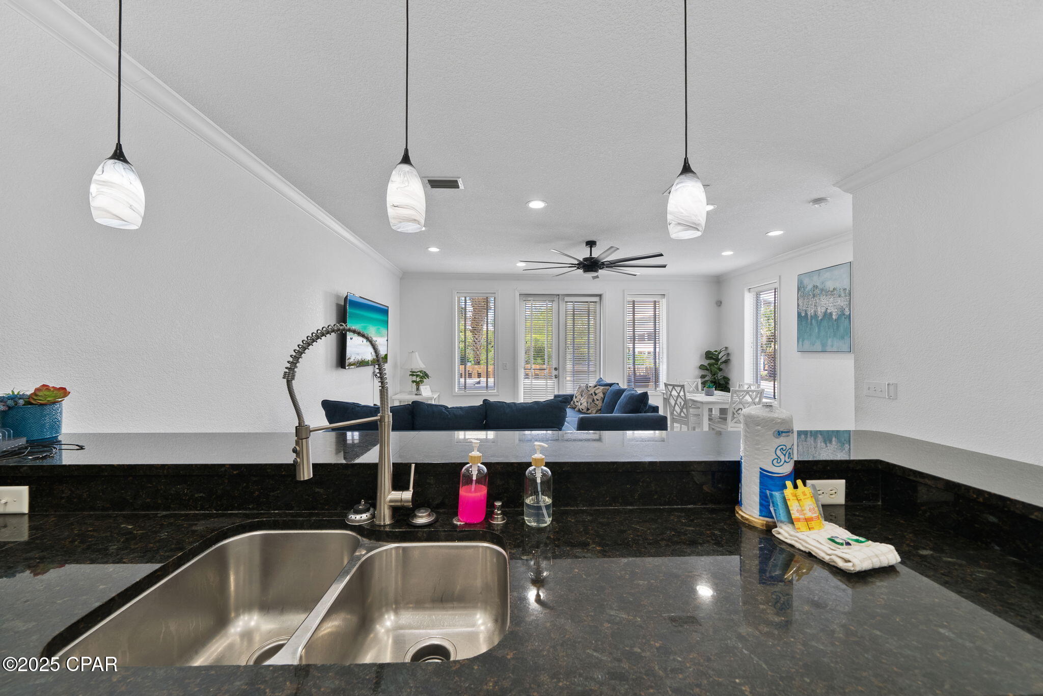 Image 6 For 142 Southfields Road