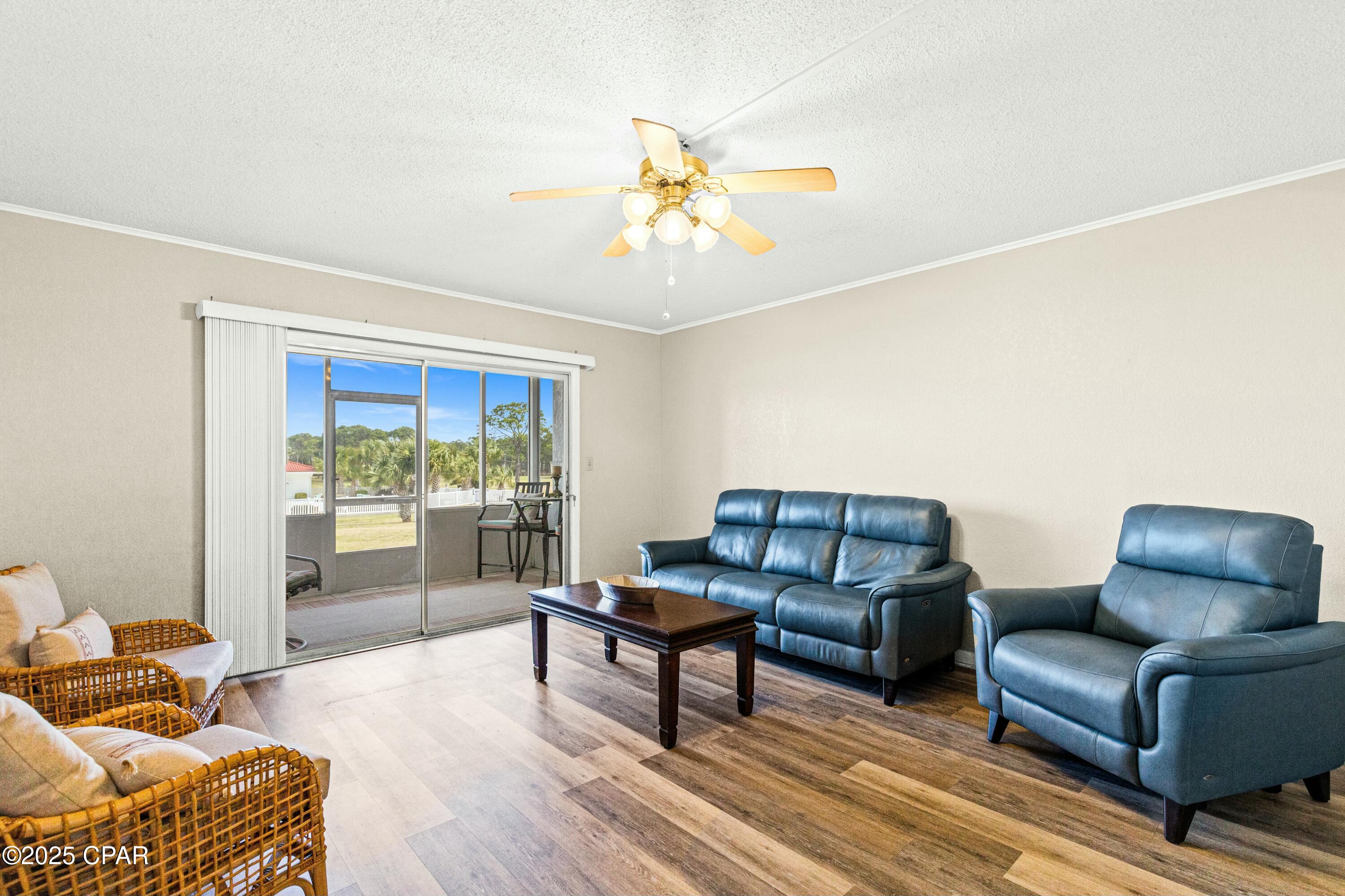 Image 7 For 112 Fairway Boulevard 110