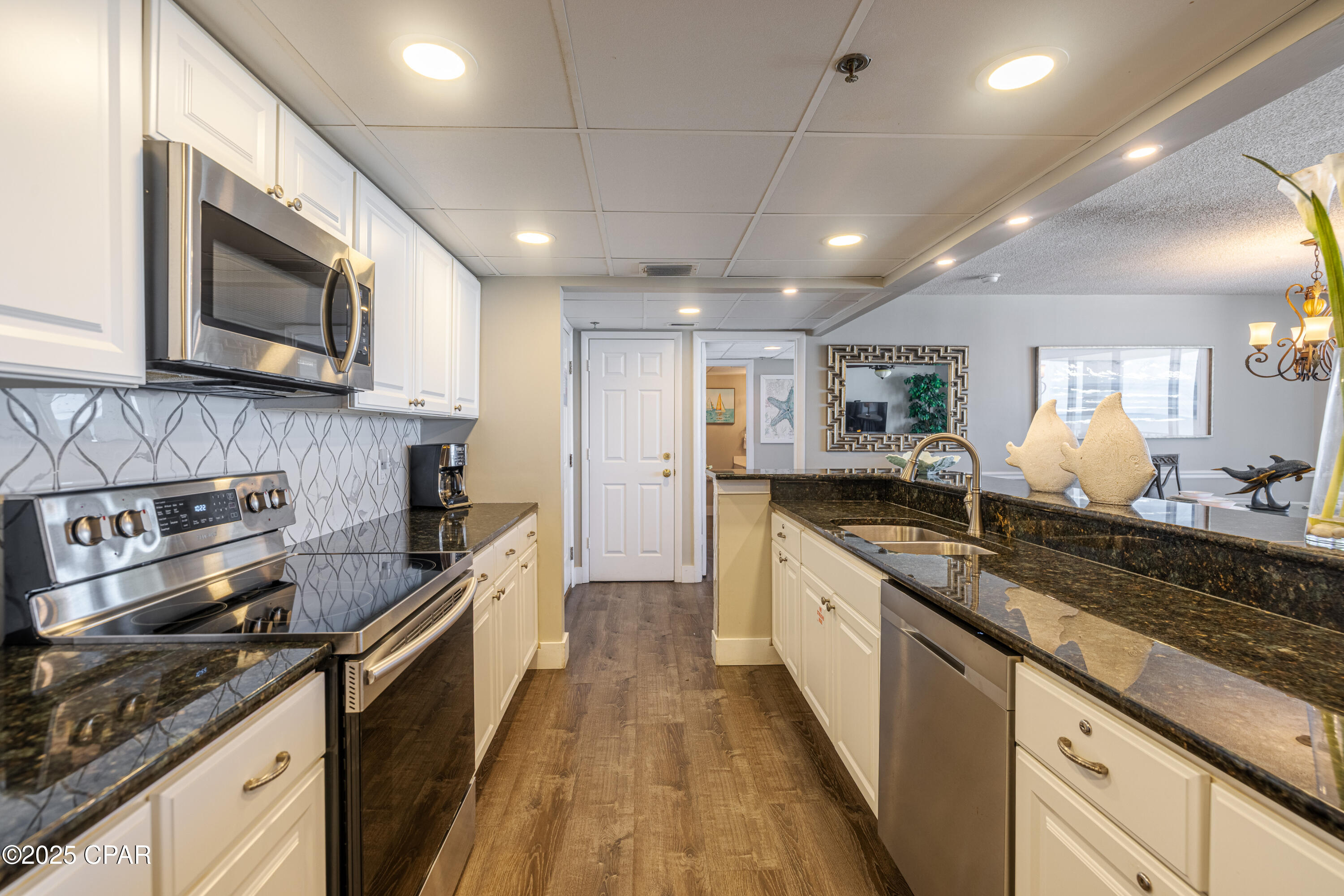 Image 9 For 10509 Front Beach  503