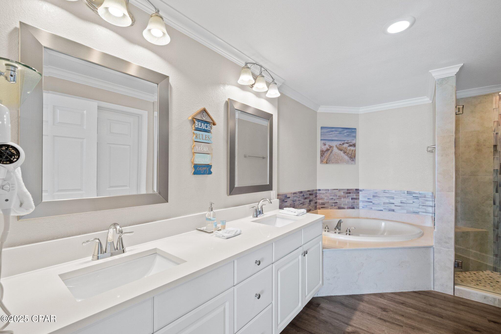 Image 23 For 16819 Front Beach Road 201