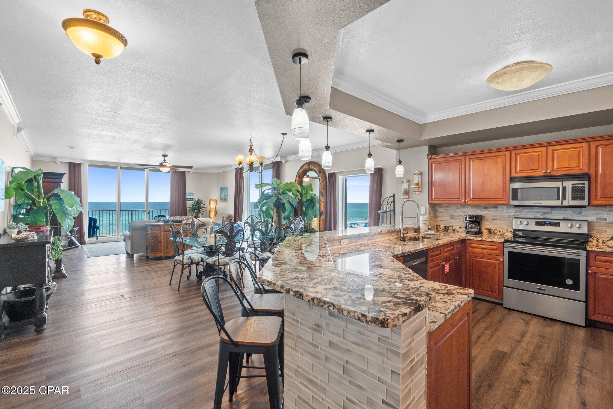 Image 8 For 16819 Front Beach Road 201