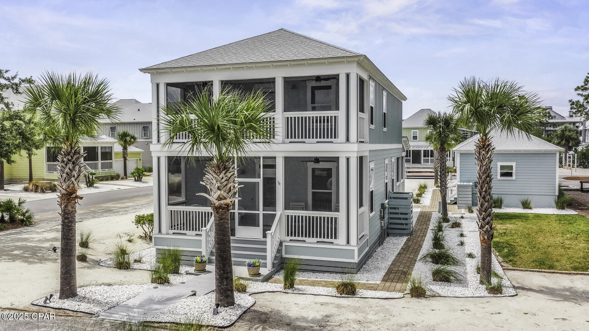 Image 33 For 102 Washboard Court Court