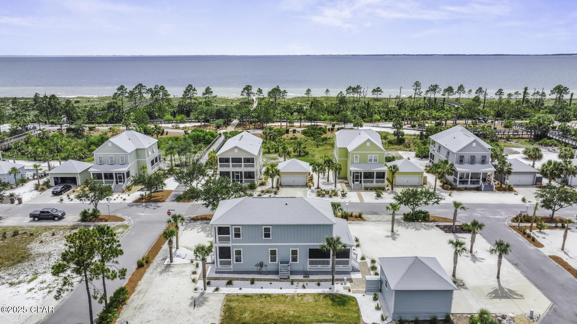 Image 35 For 102 Washboard Court Court