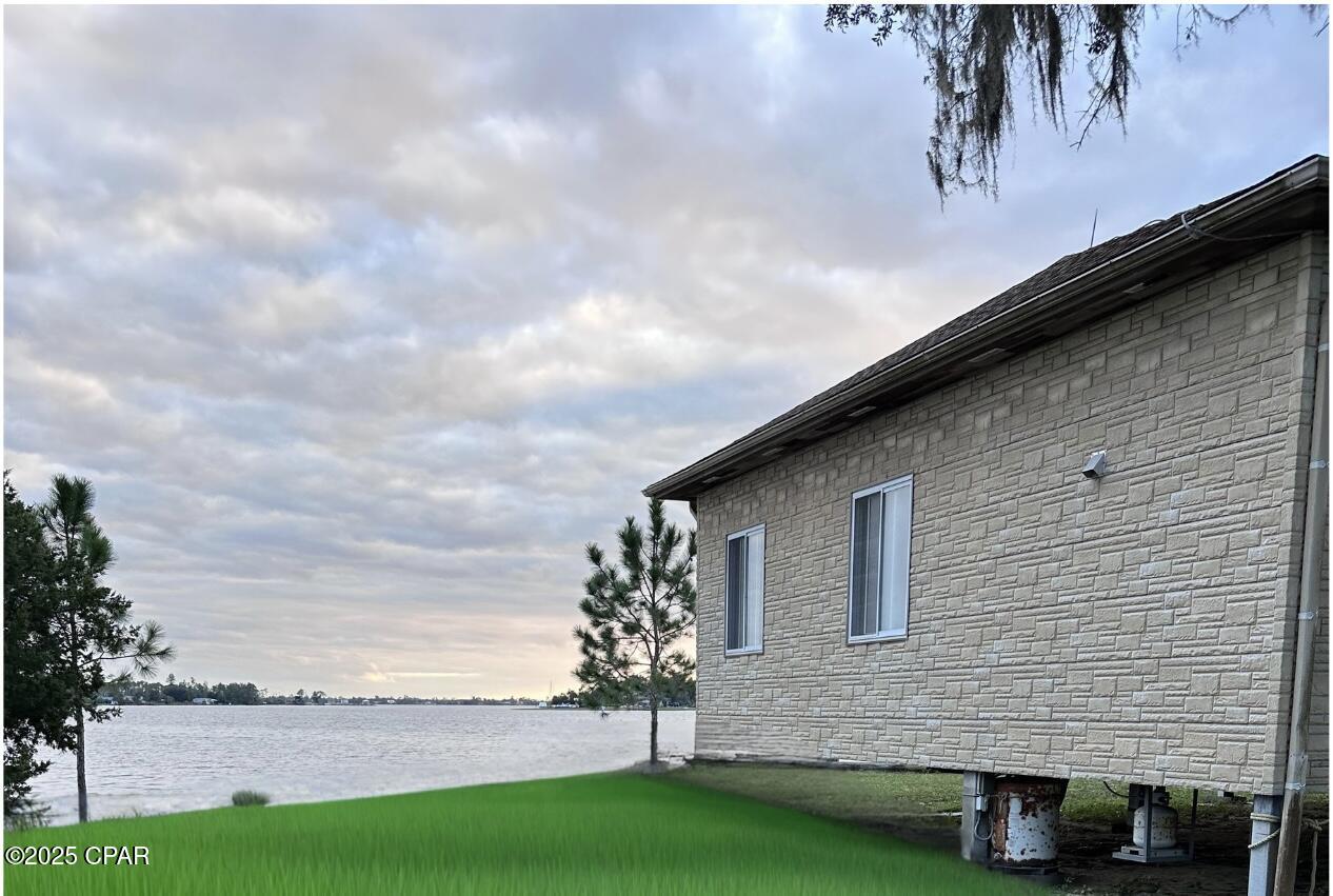 Image 4 For 7301 Suwanee Avenue