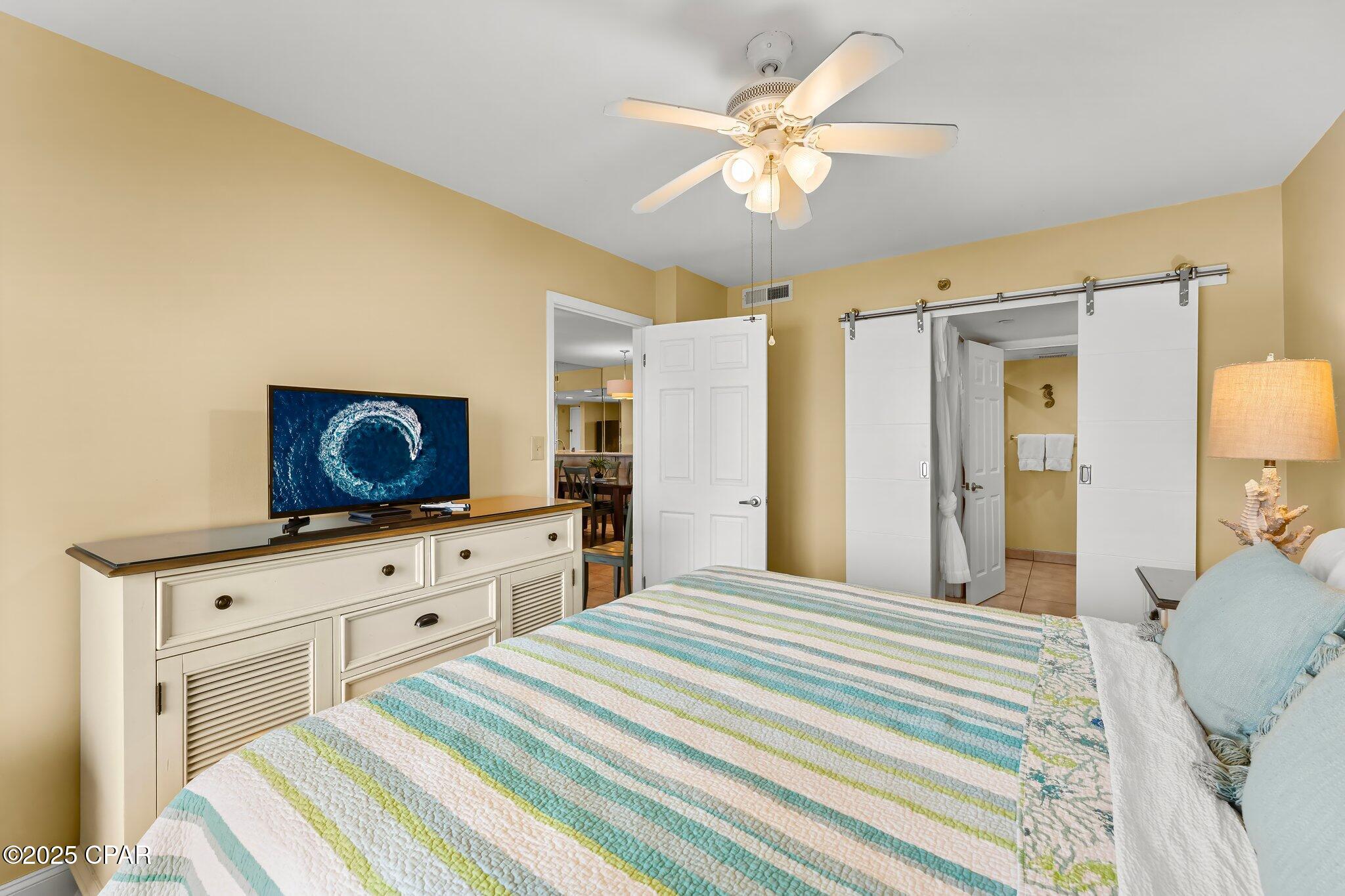 Image 14 For 4715 Thomas Drive 302b