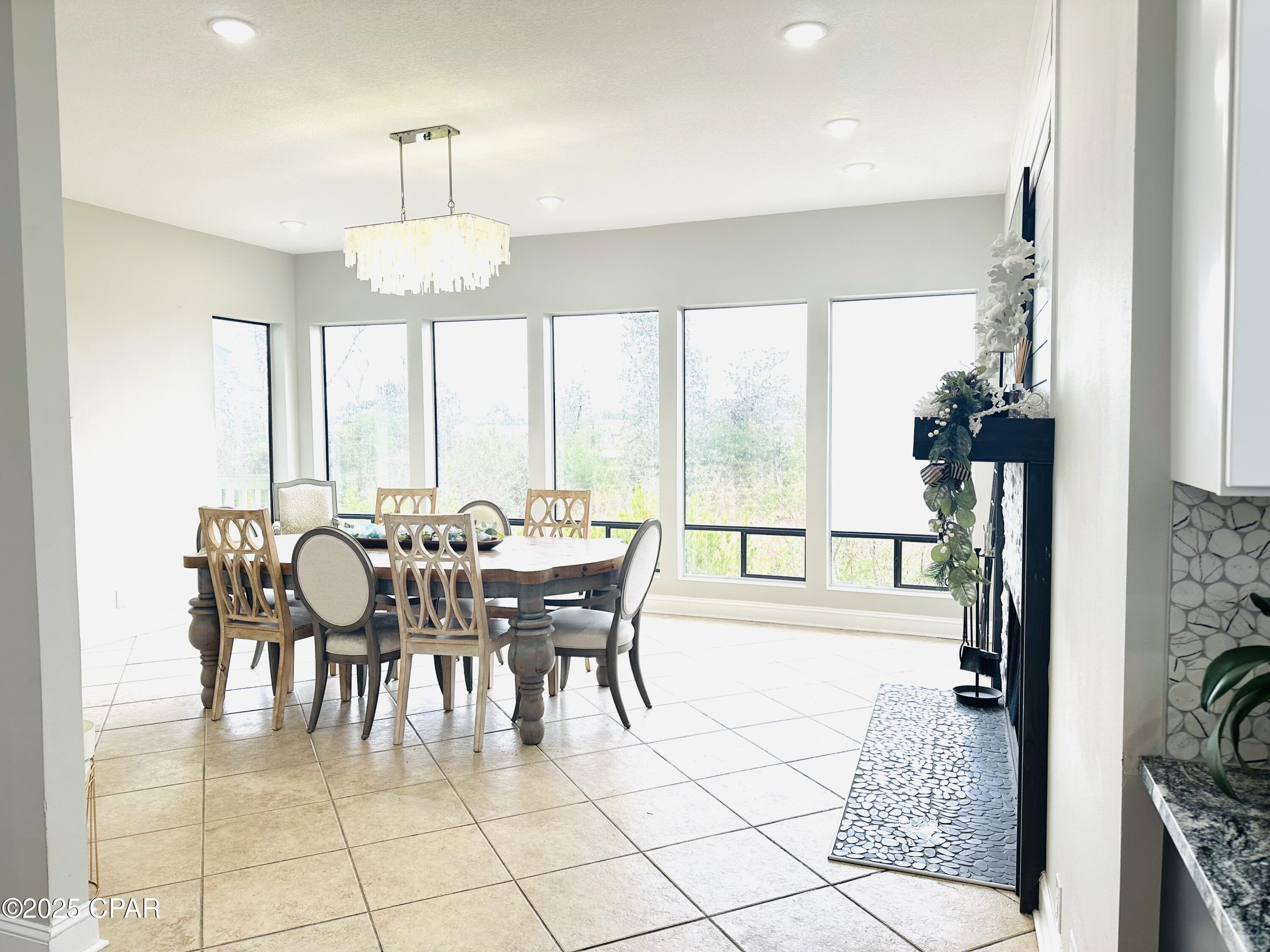 Image 25 For 818 Radcliff Avenue