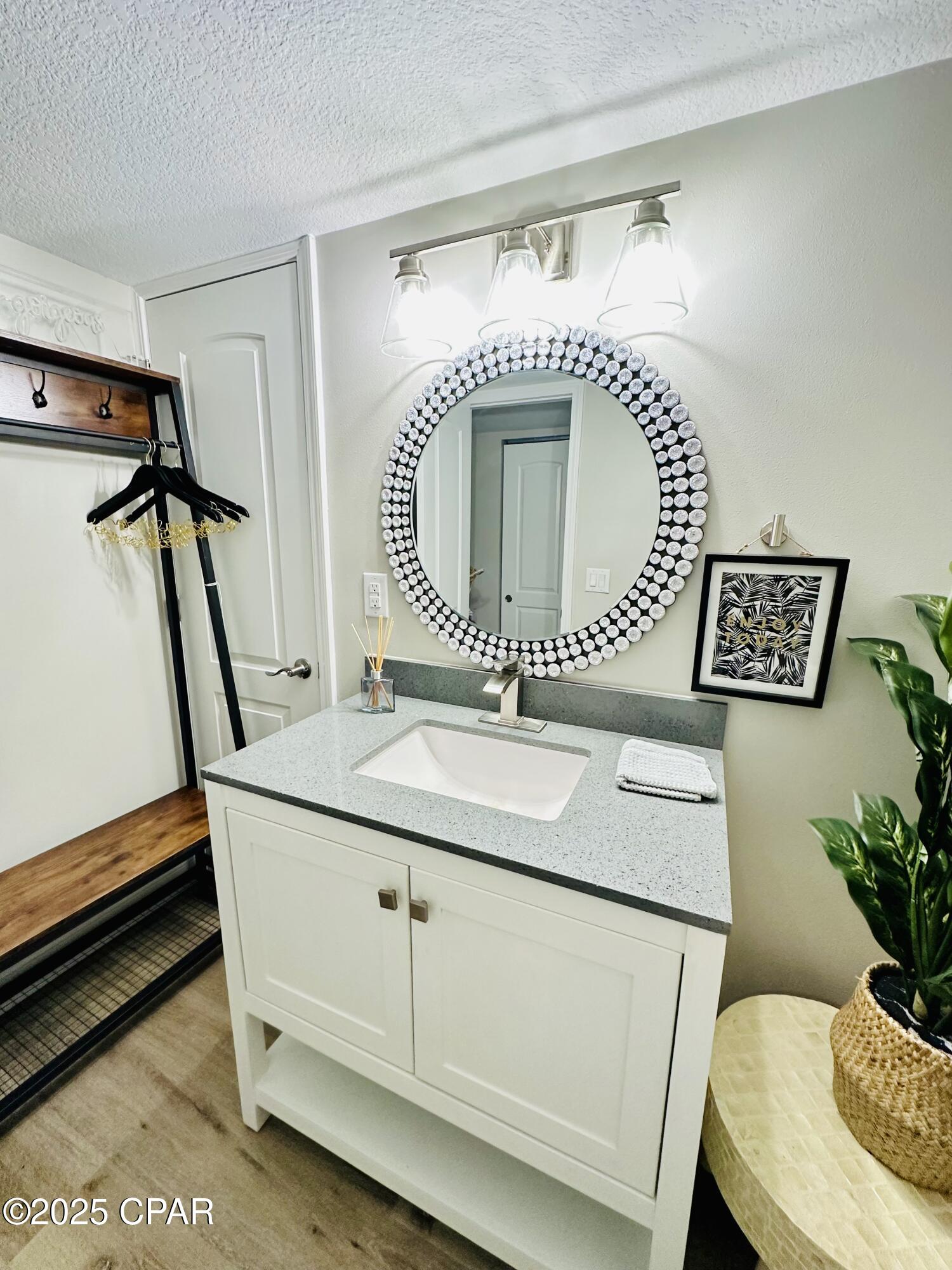 Image 27 For 818 Radcliff Avenue