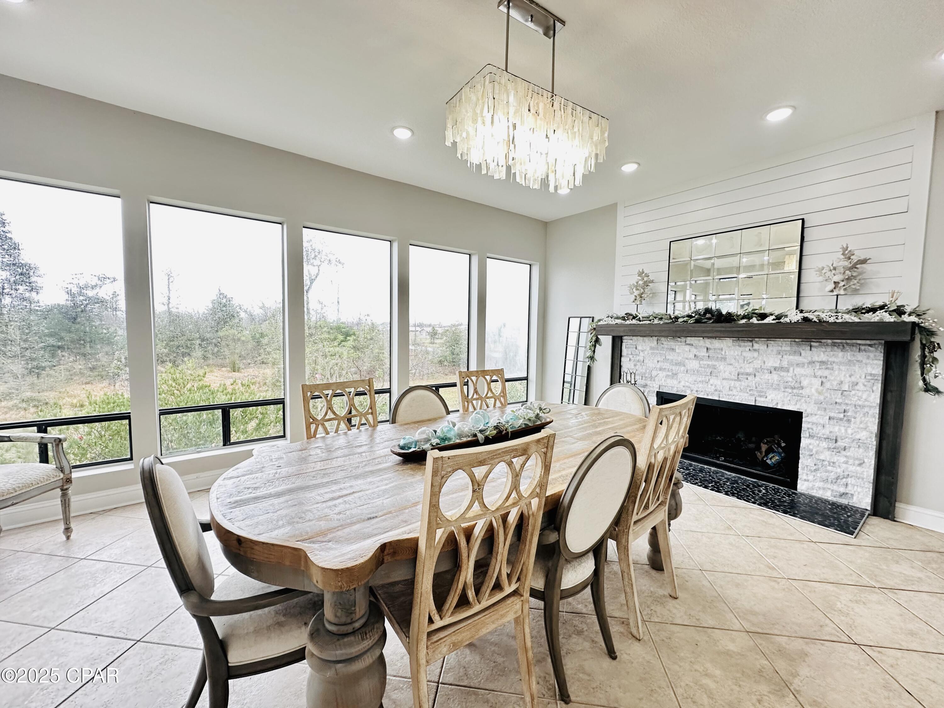 Image 33 For 818 Radcliff Avenue