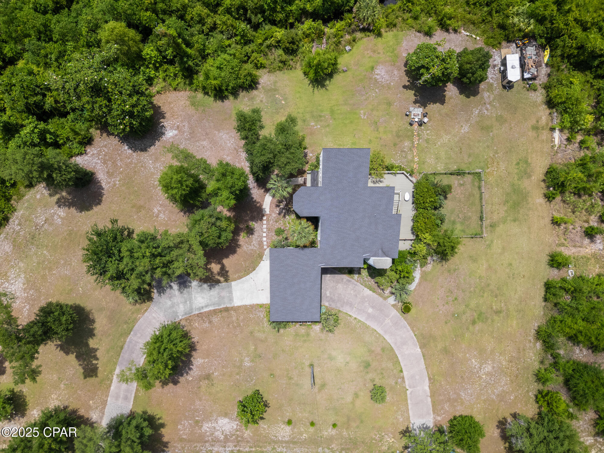 Image 4 For 818 Radcliff Avenue