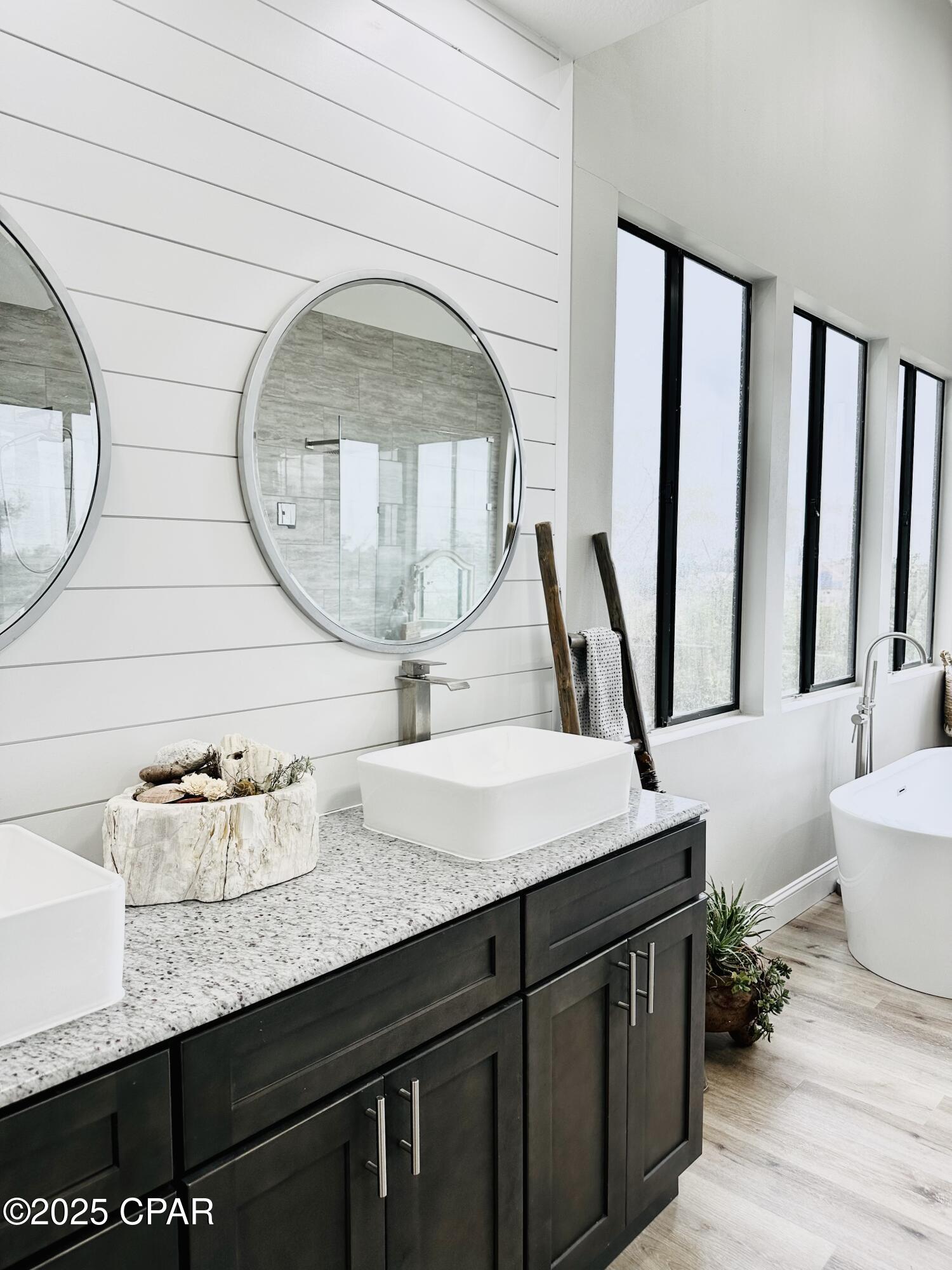 Image 46 For 818 Radcliff Avenue