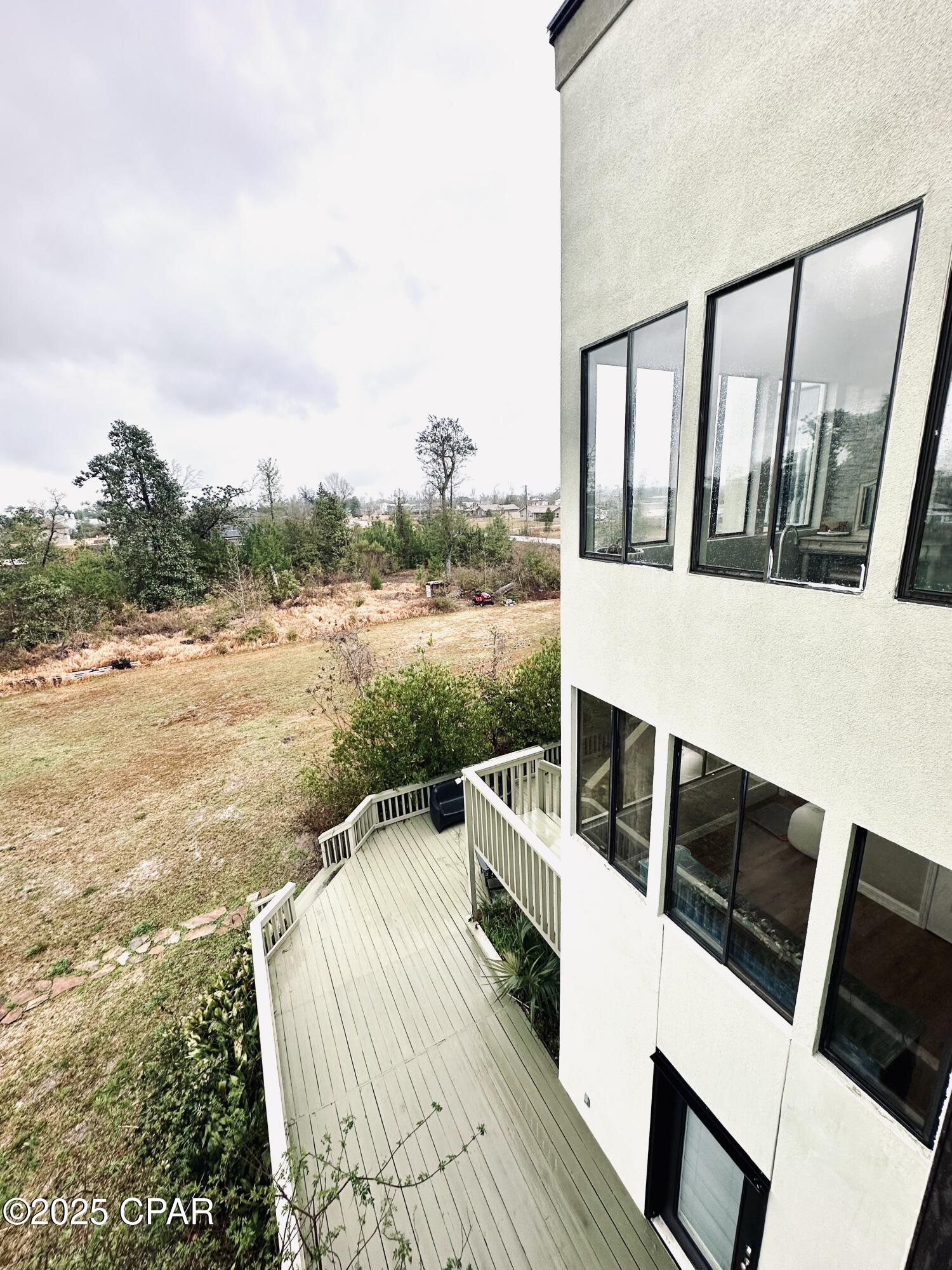 Image 48 For 818 Radcliff Avenue