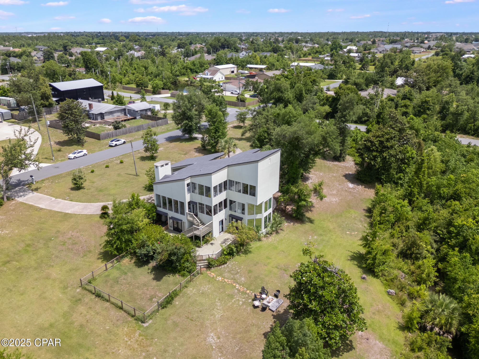 Image 53 For 818 Radcliff Avenue