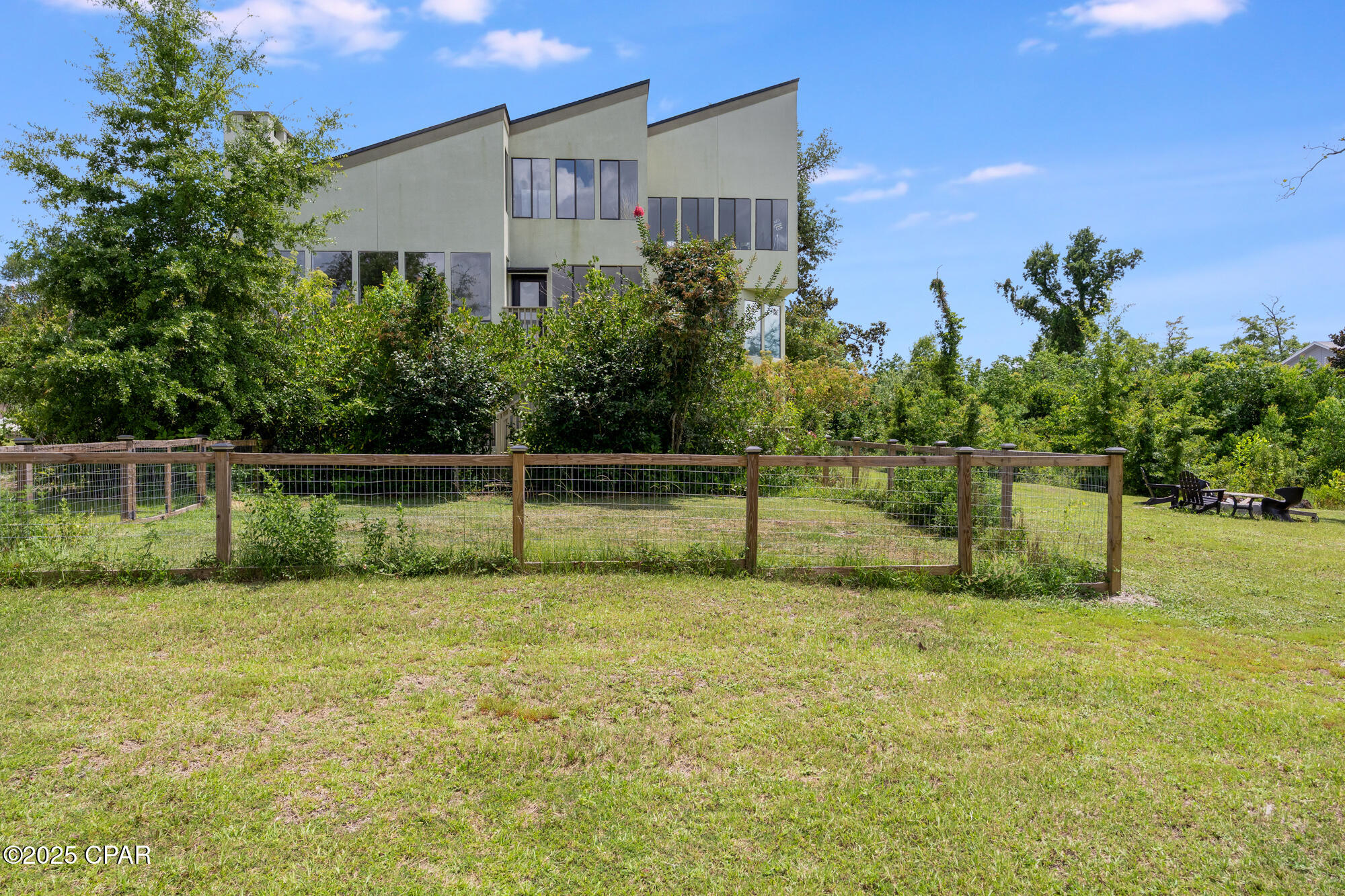 Image 68 For 818 Radcliff Avenue