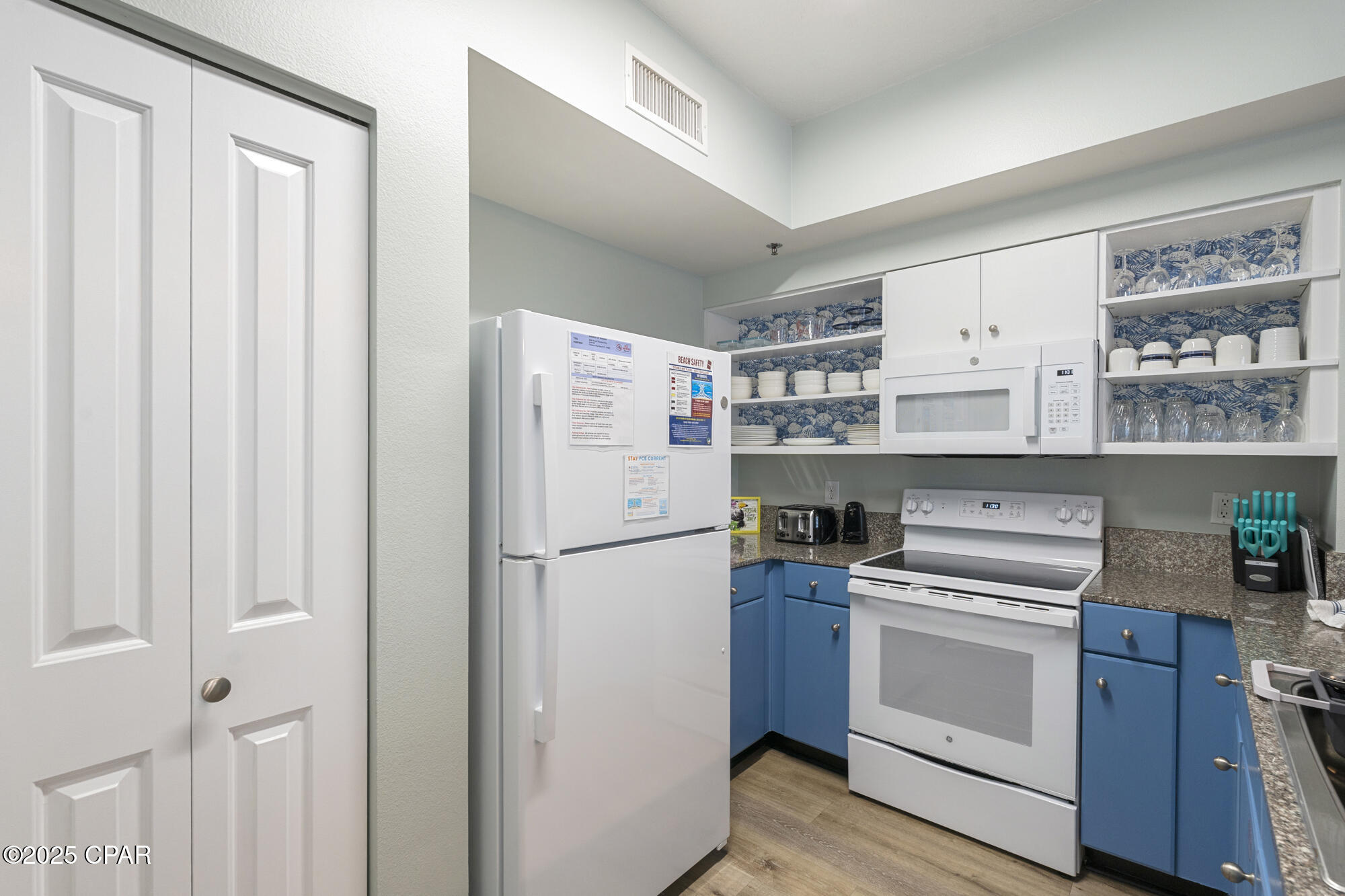 Image 15 For 9900 Thomas Drive 425