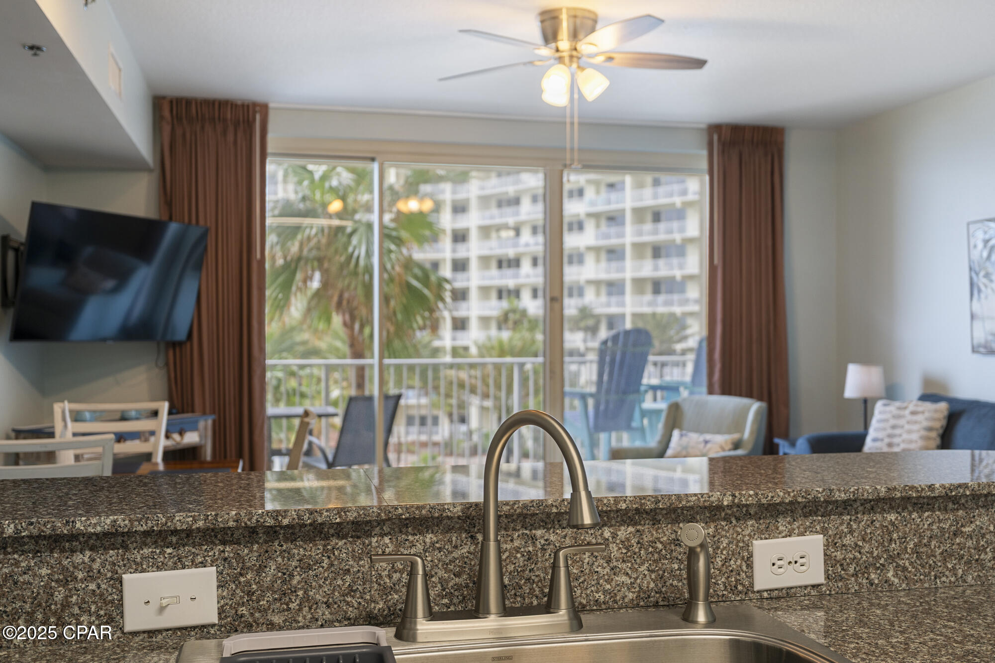 Image 18 For 9900 Thomas Drive 425