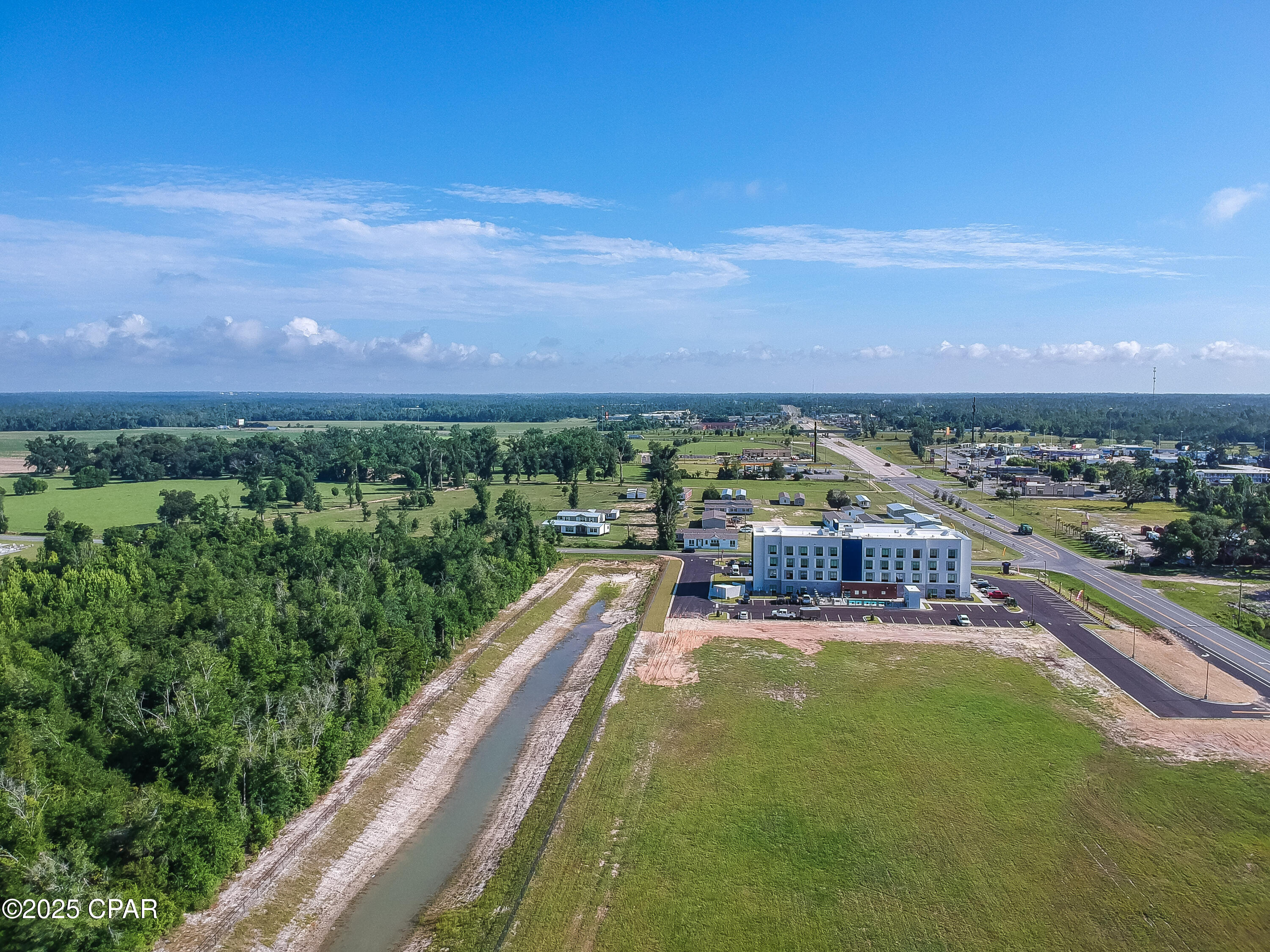 Image 5 For 00 Hope School Drive