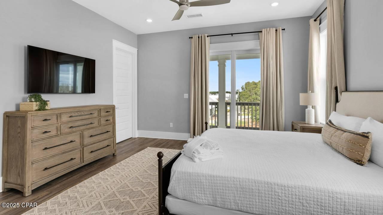 Image 34 For 28 Queen Palm Drive