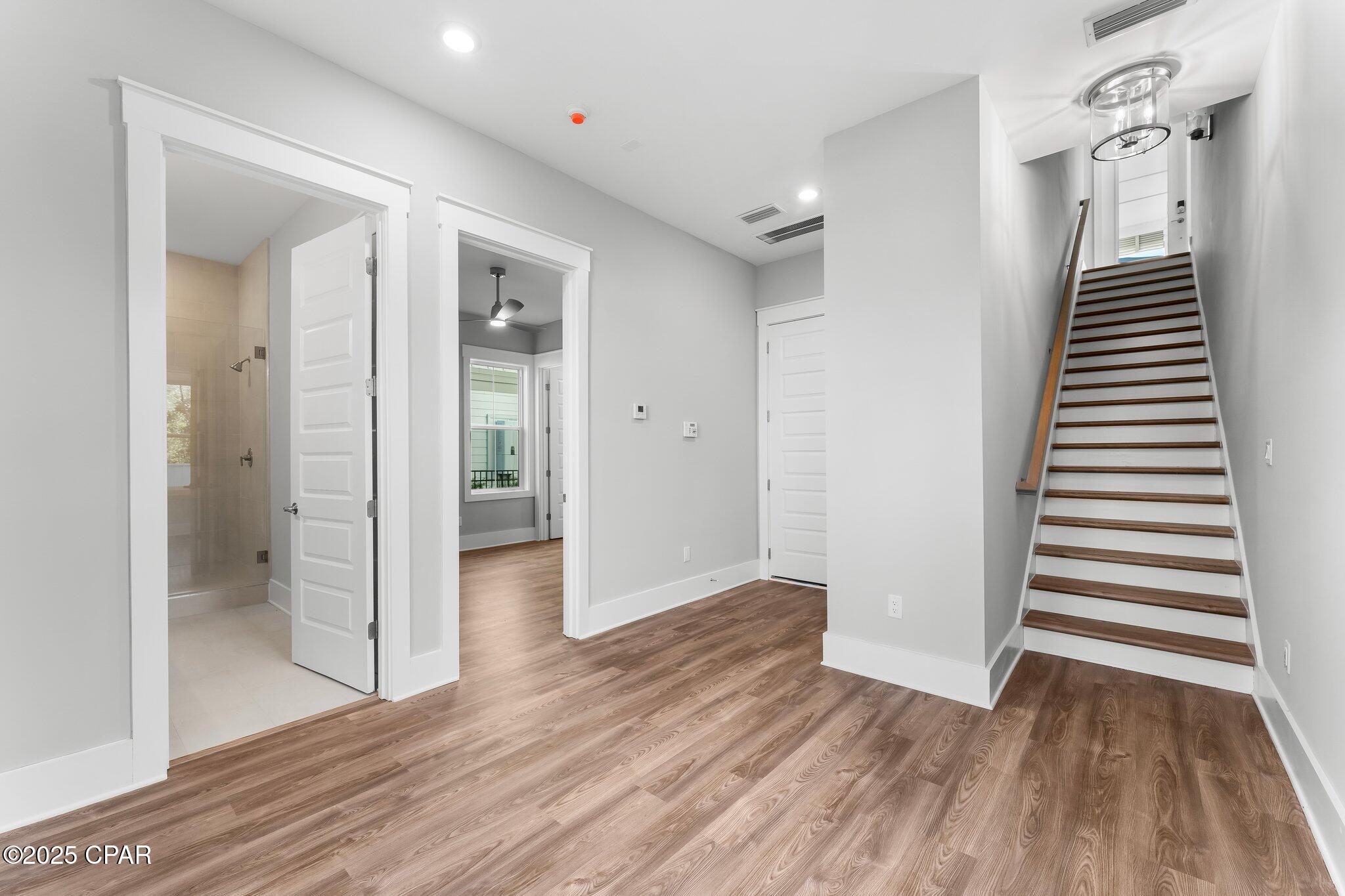 Image 46 For 28 Queen Palm Drive