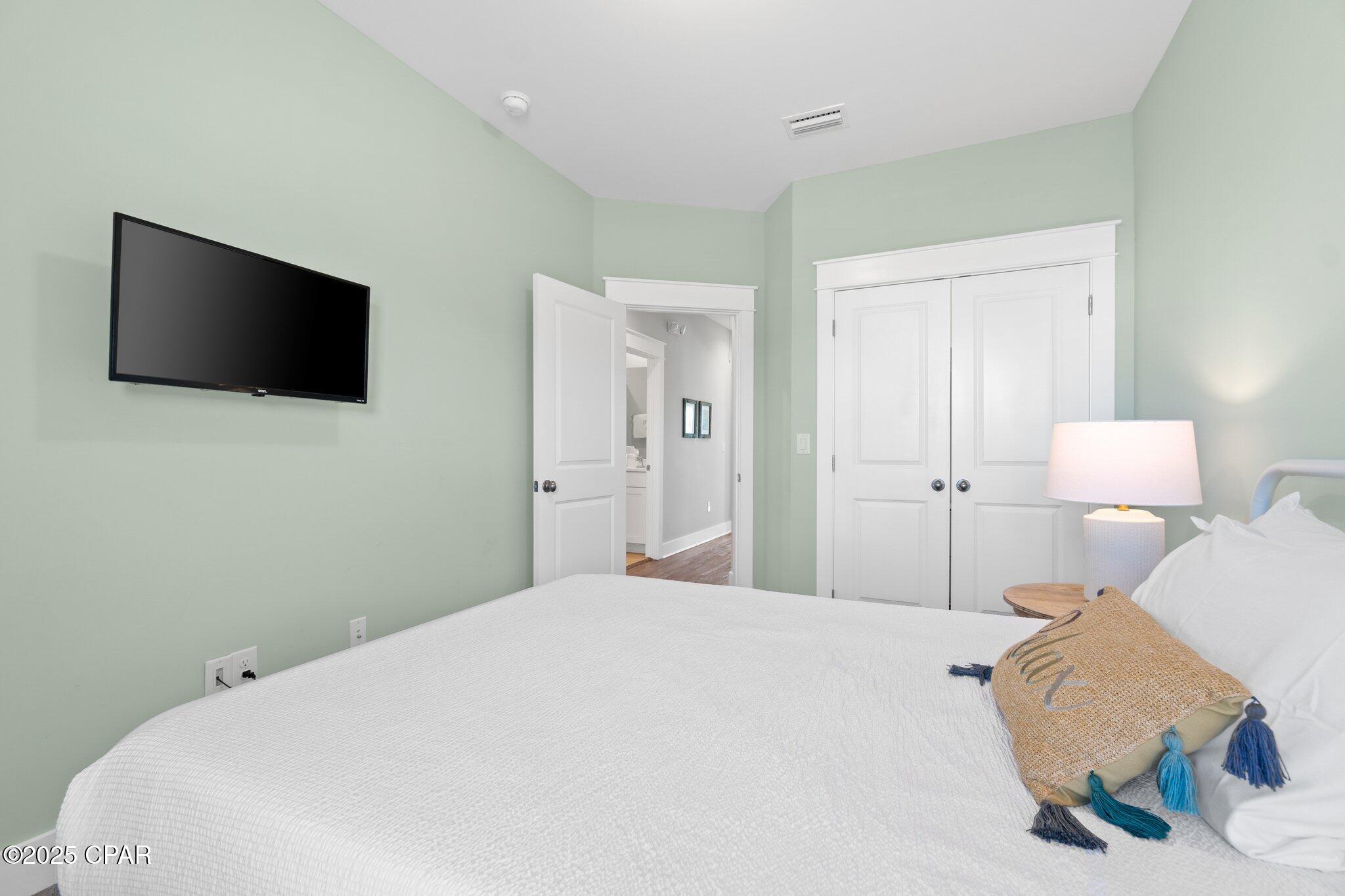 Image 21 For 2700 Lagoon Manor Drive