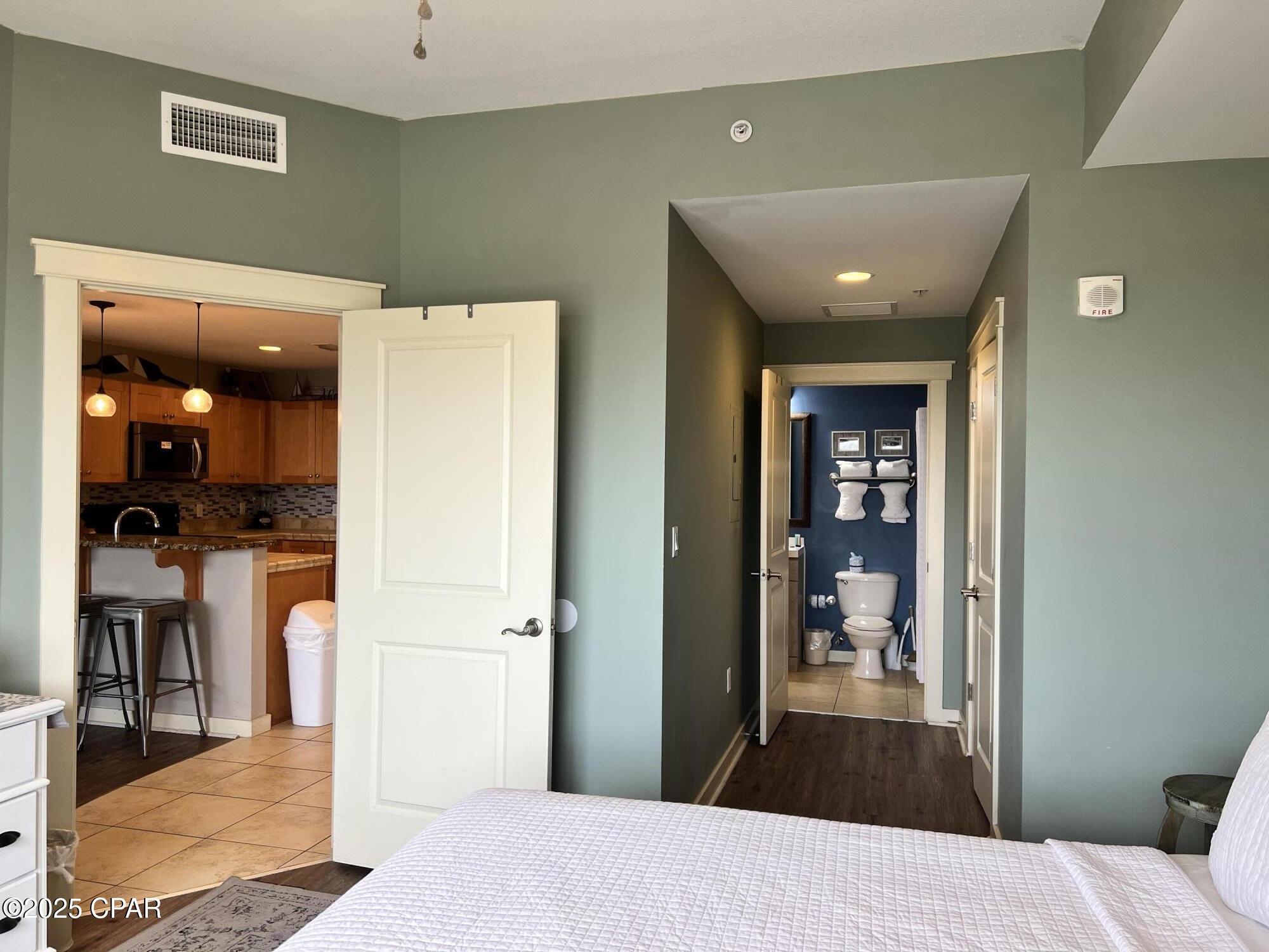 Image 17 For 15100 Front Beach Road 707