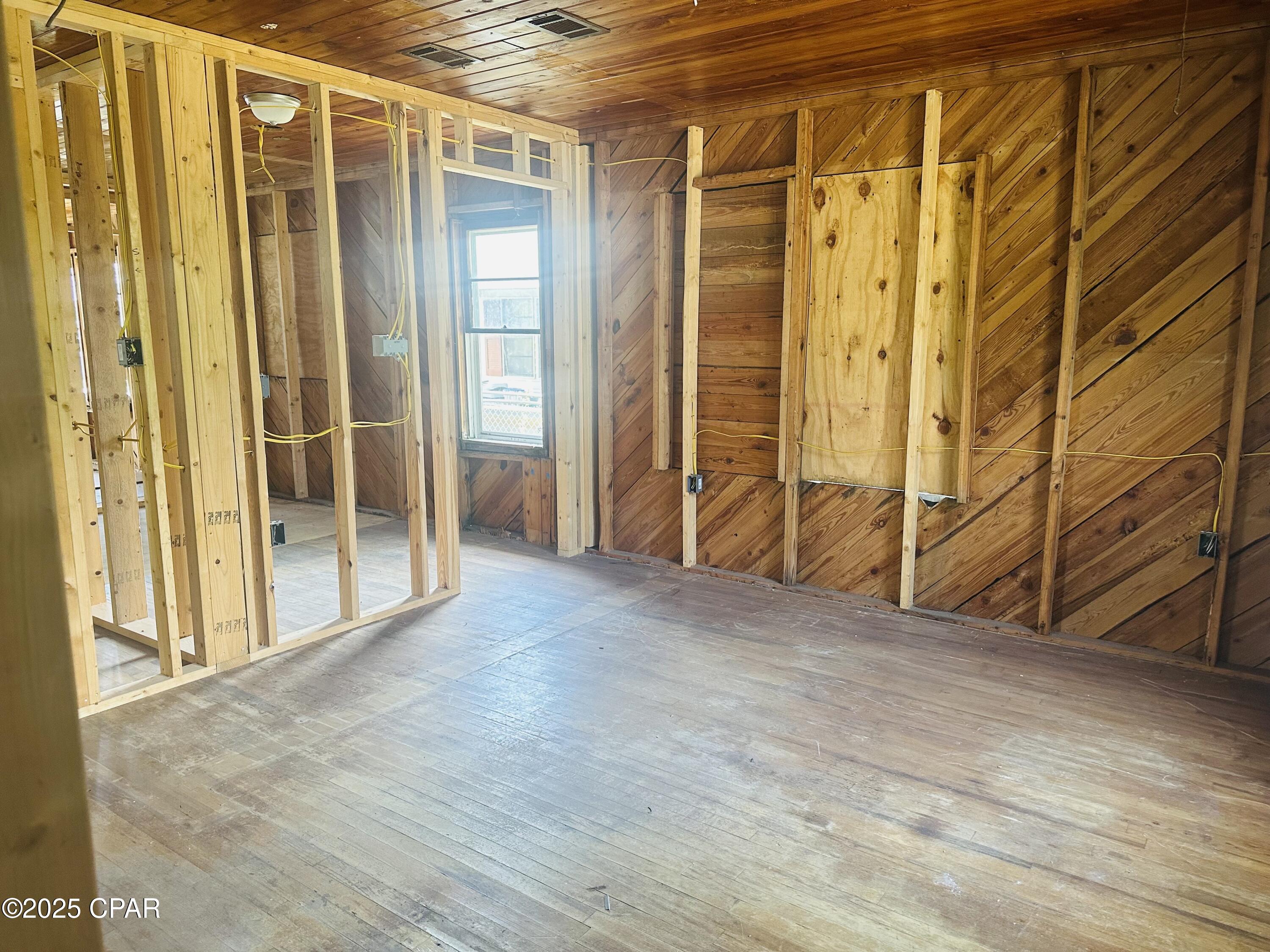 Image 10 For 345 Marlin Street