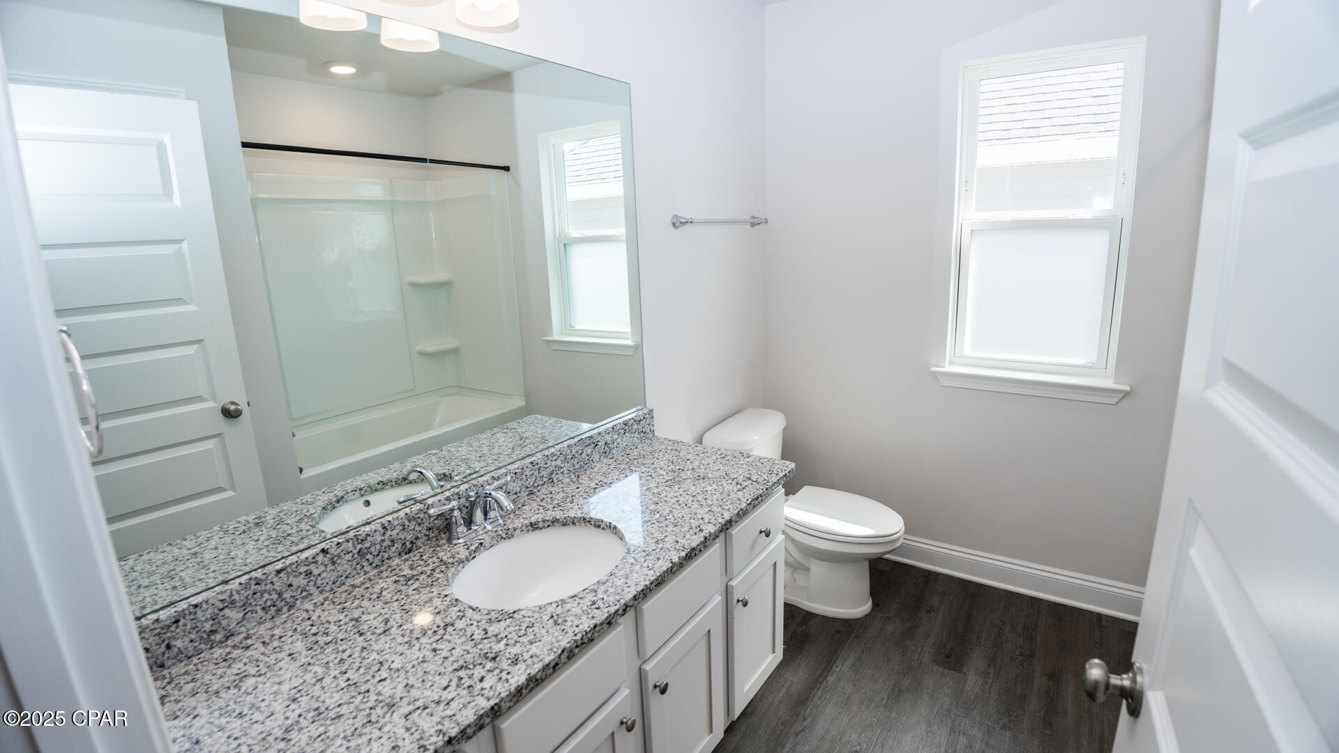 Image 23 For 140 Carriage Road