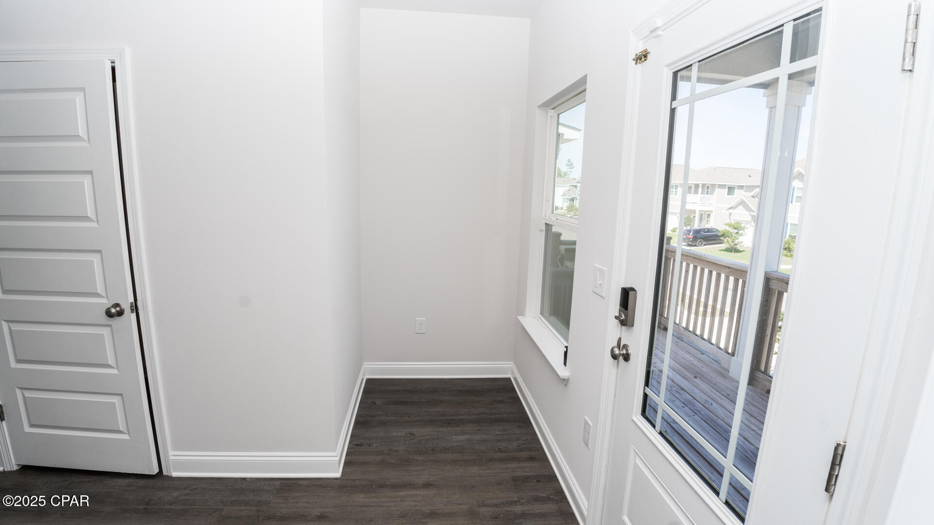 Image 34 For 140 Carriage Road