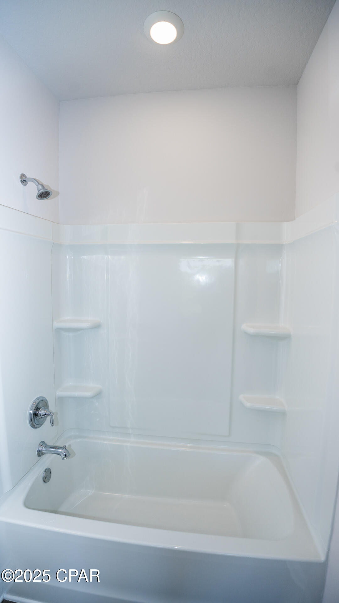 Image 55 For 140 Carriage Road