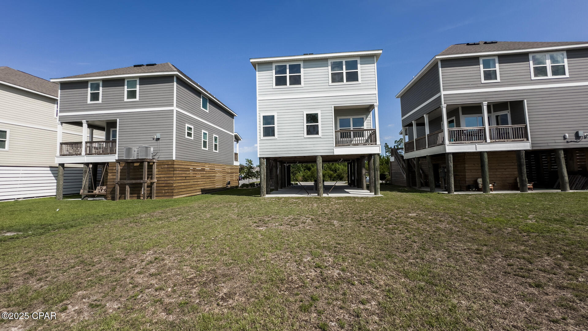 Image 73 For 140 Carriage Road