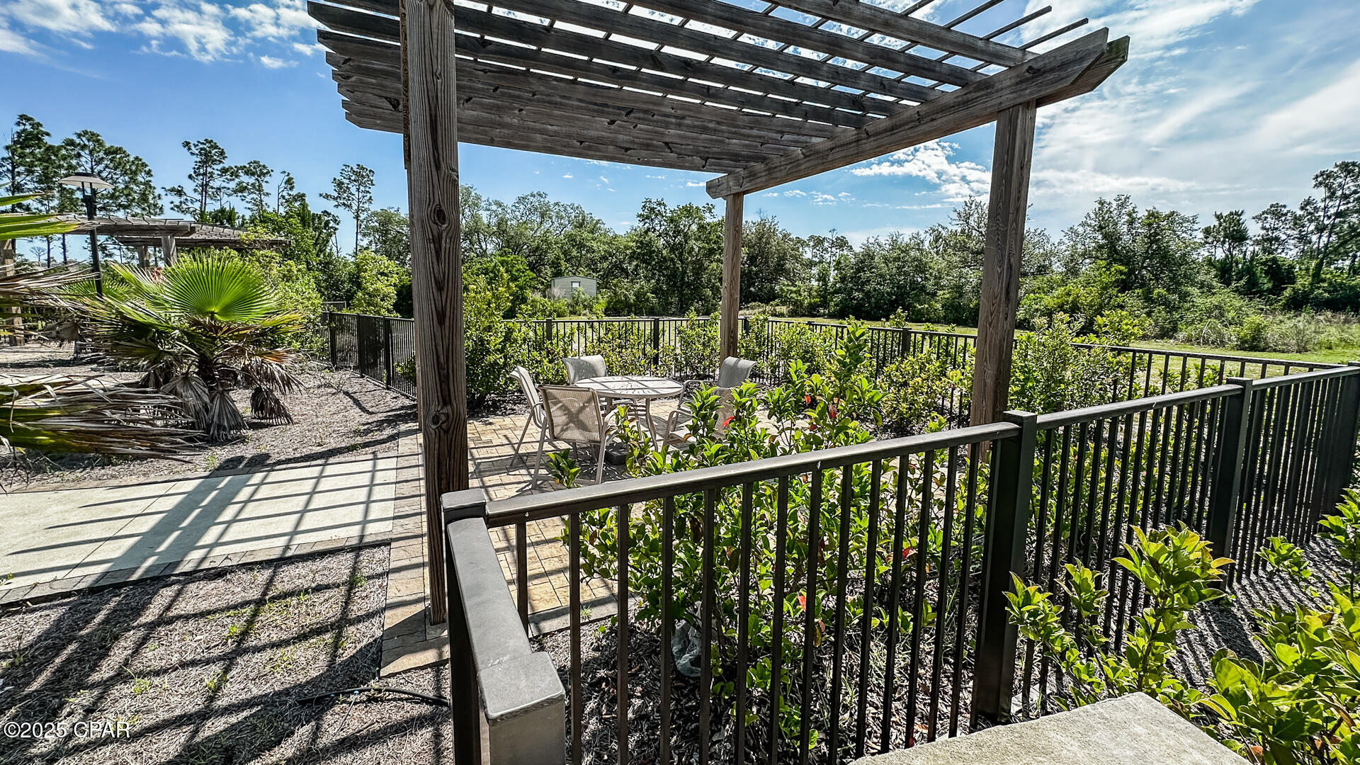 Image 86 For 140 Carriage Road