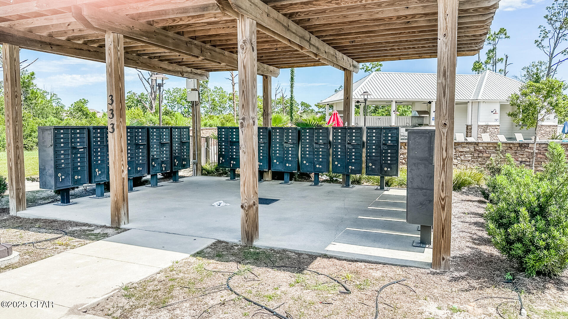 Image 88 For 140 Carriage Road