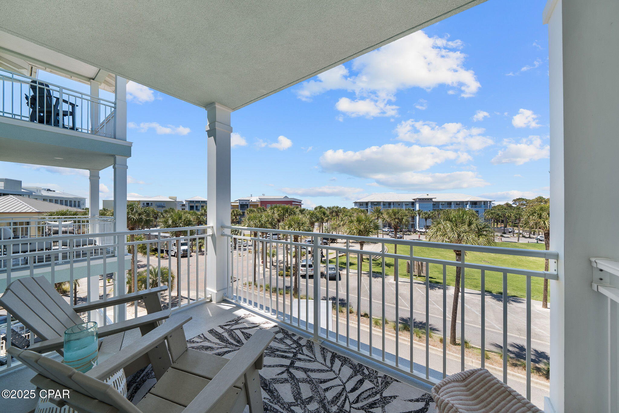 Listing photo id 14 for 1740 County Hwy 393  203