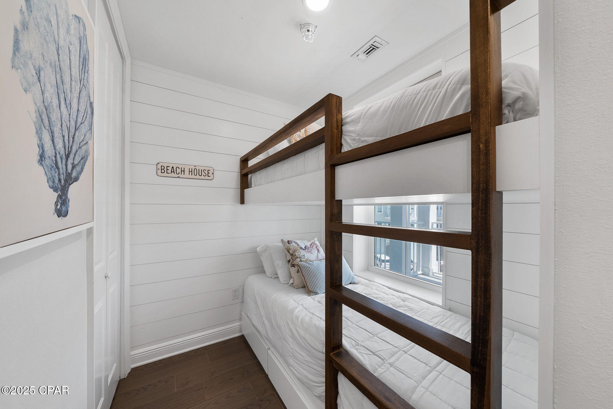 Image 22 For 1740 County Hwy 393  203