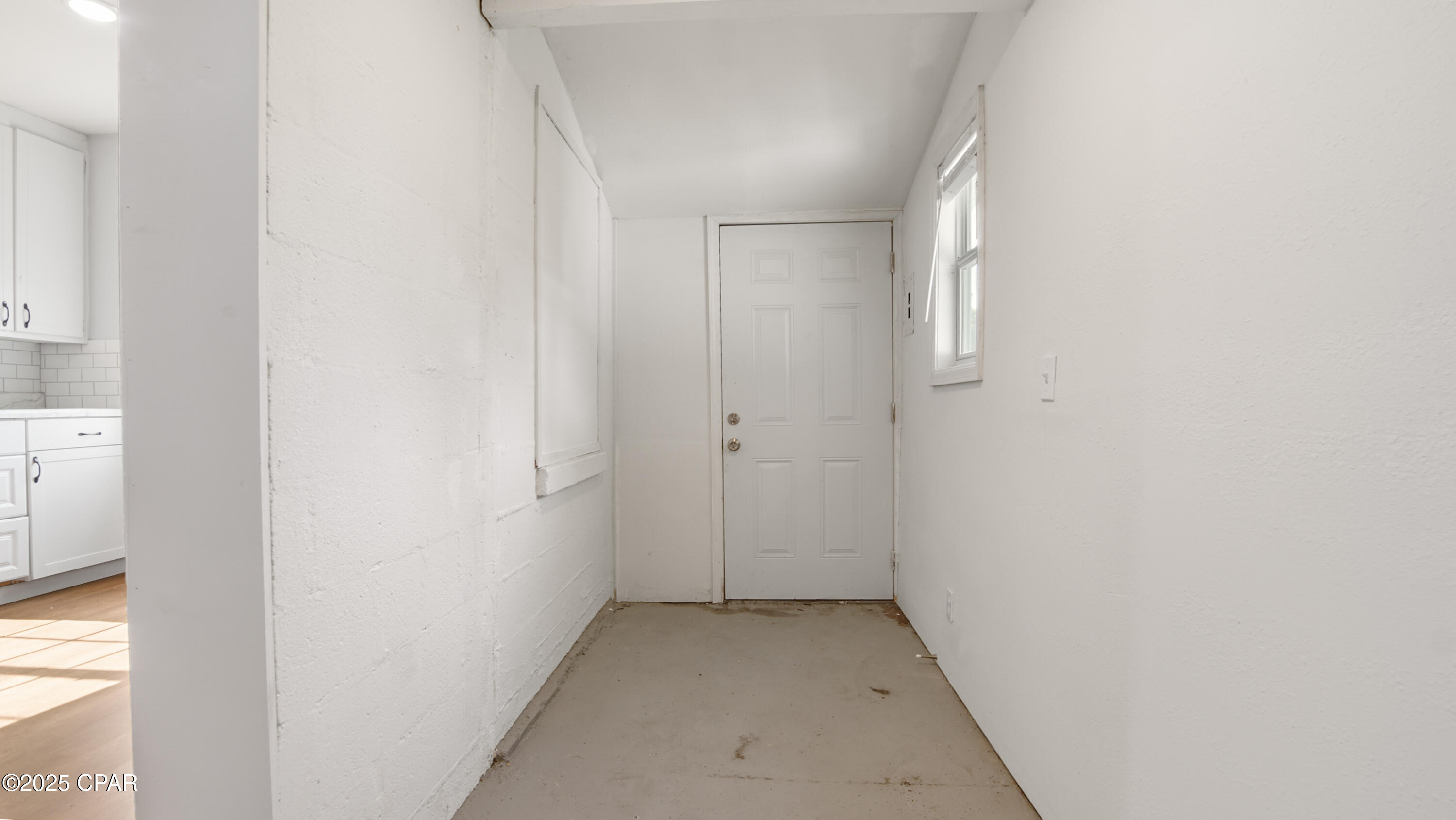 Image 23 For 709 Williams Avenue