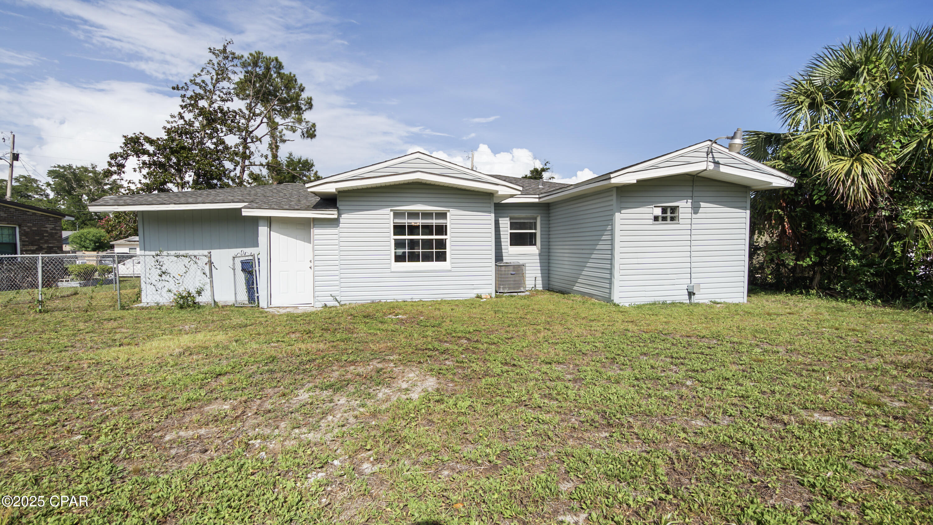 Image 26 For 709 Williams Avenue