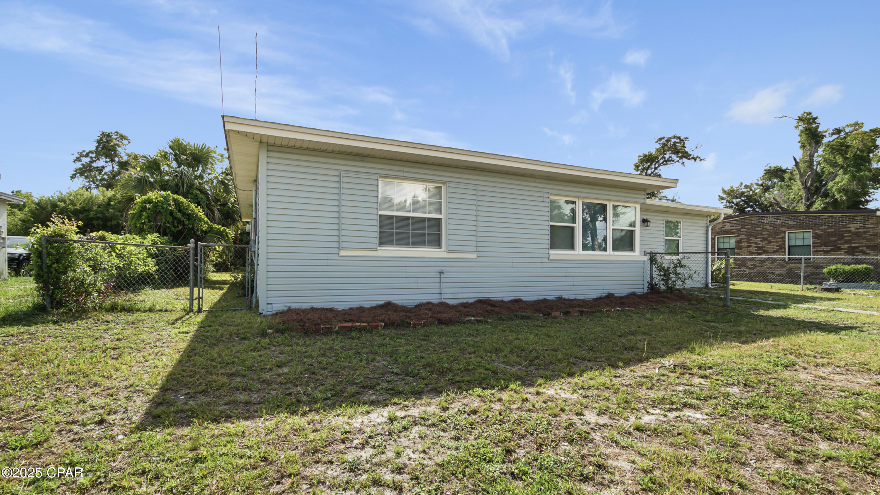 Image 27 For 709 Williams Avenue