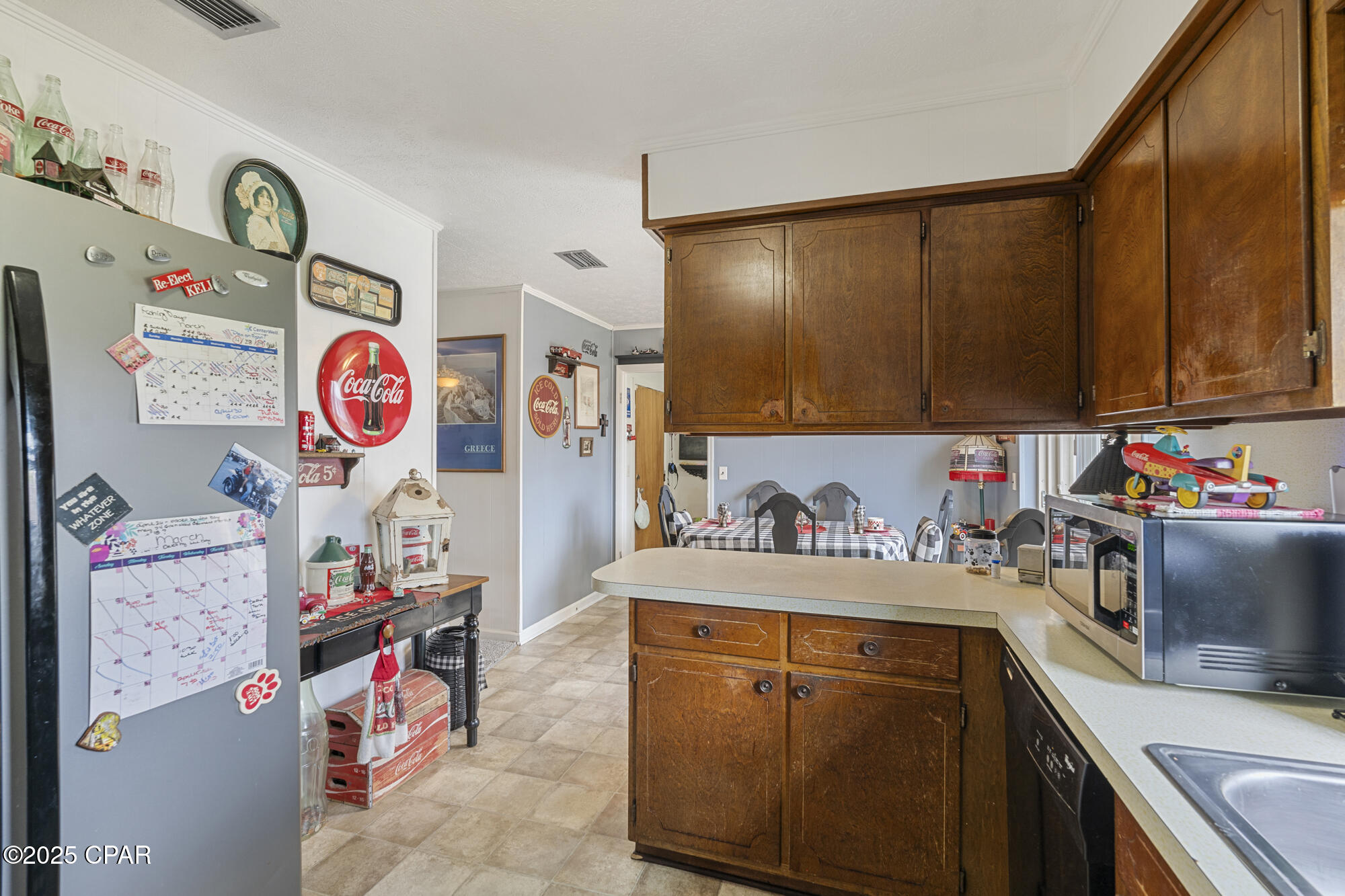 Image 8 For 5245 Collins Drive