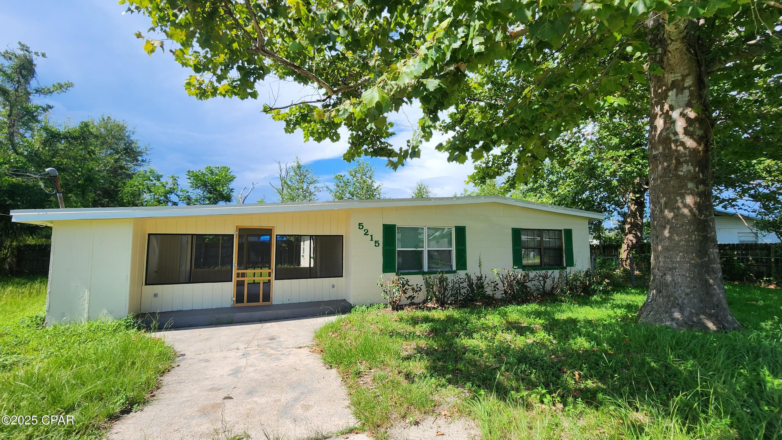 Details for 5215 Lee Drive, Panama City, FL 32404