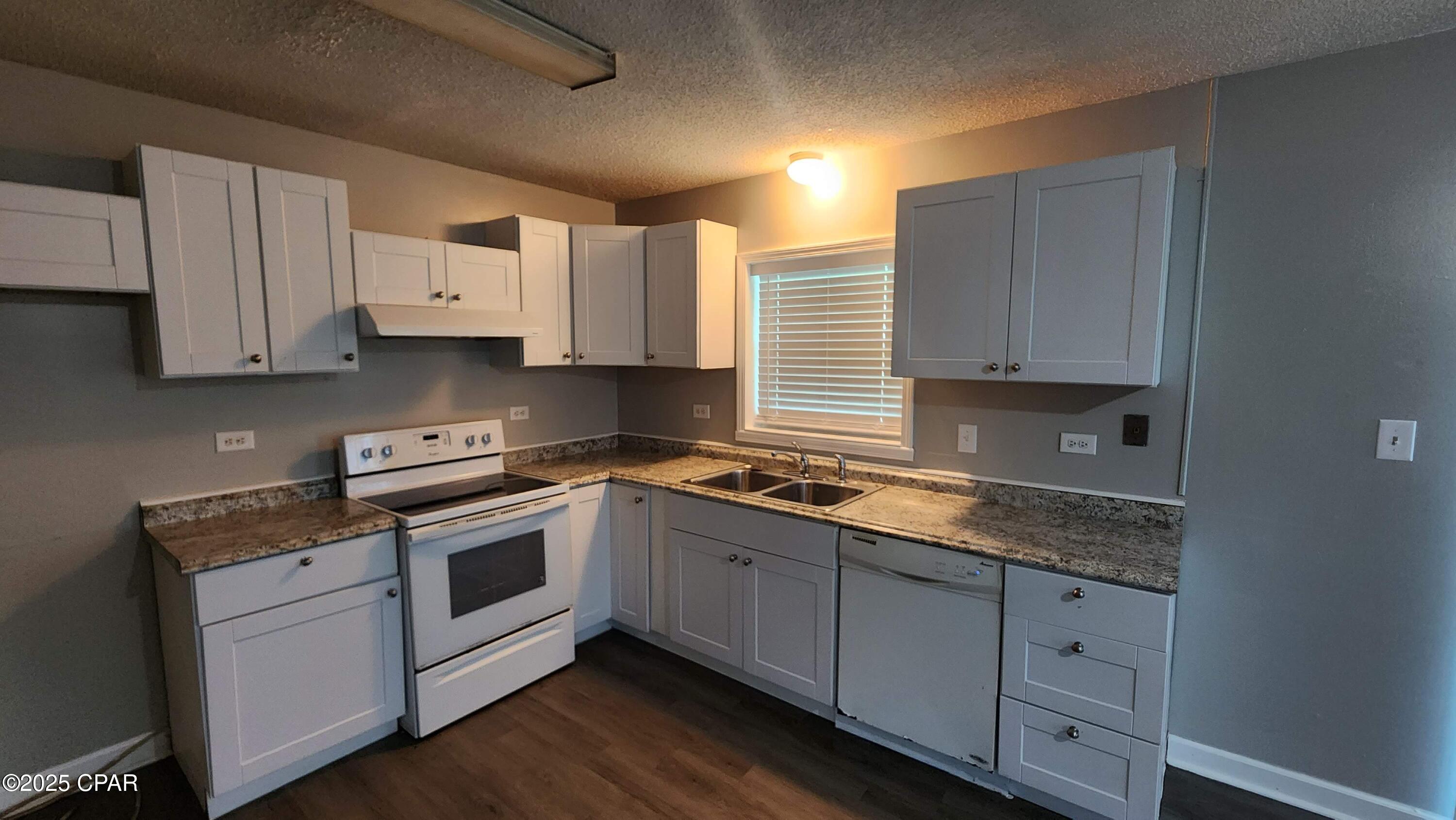 Image 8 For 5215 Lee Drive