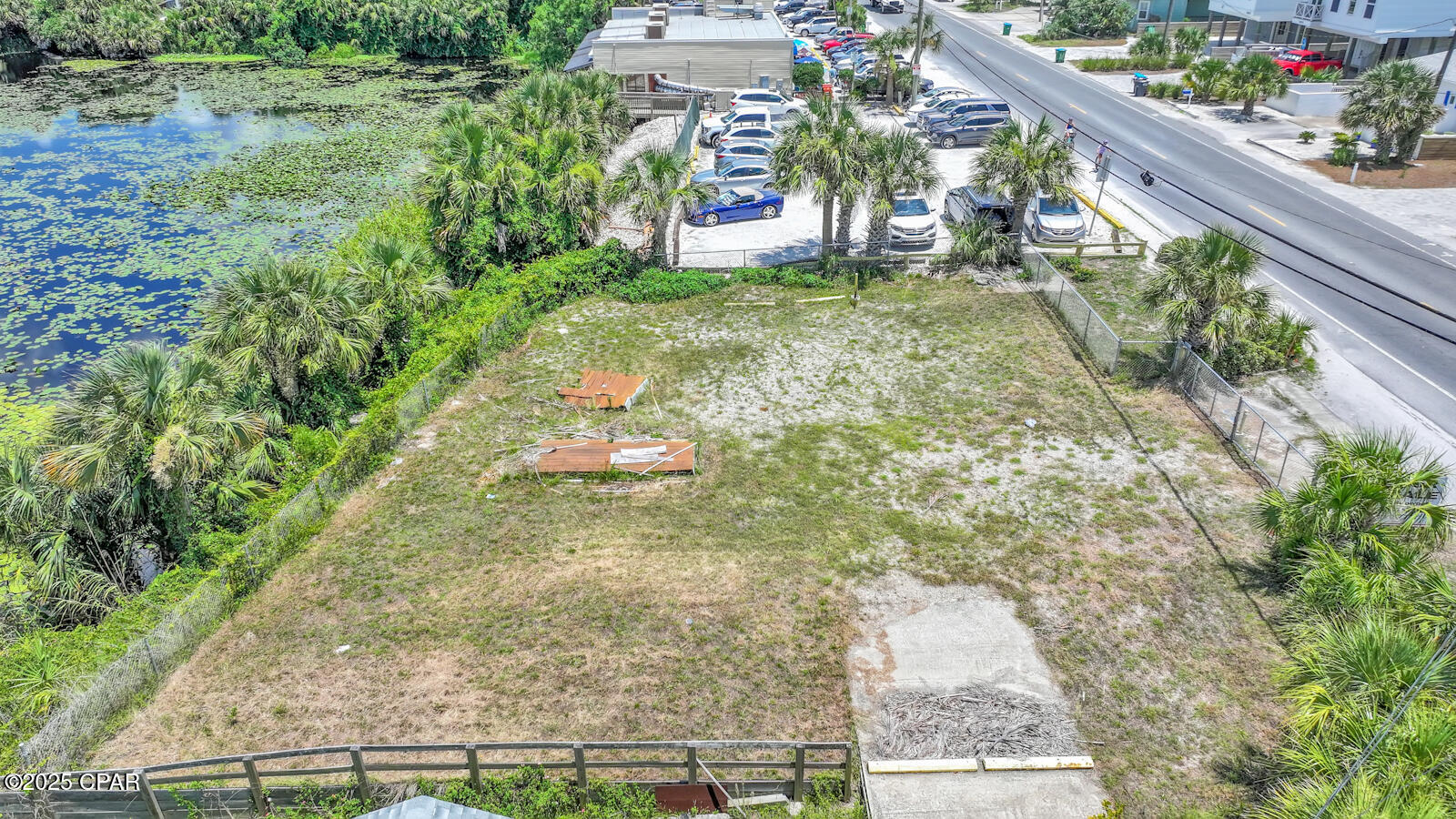 Image 4 For 16544 Front Beach Road